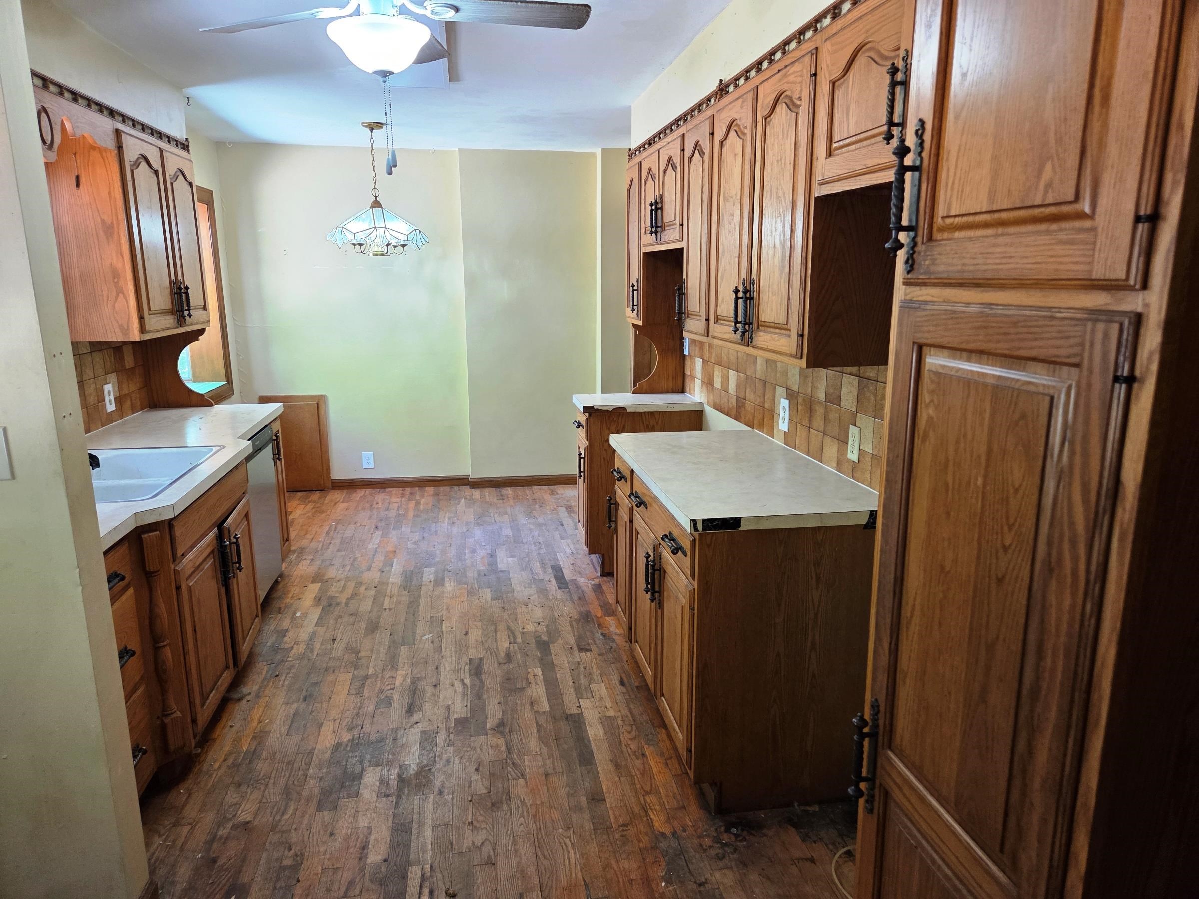 820 Grandview Avenue Newton KS 67114