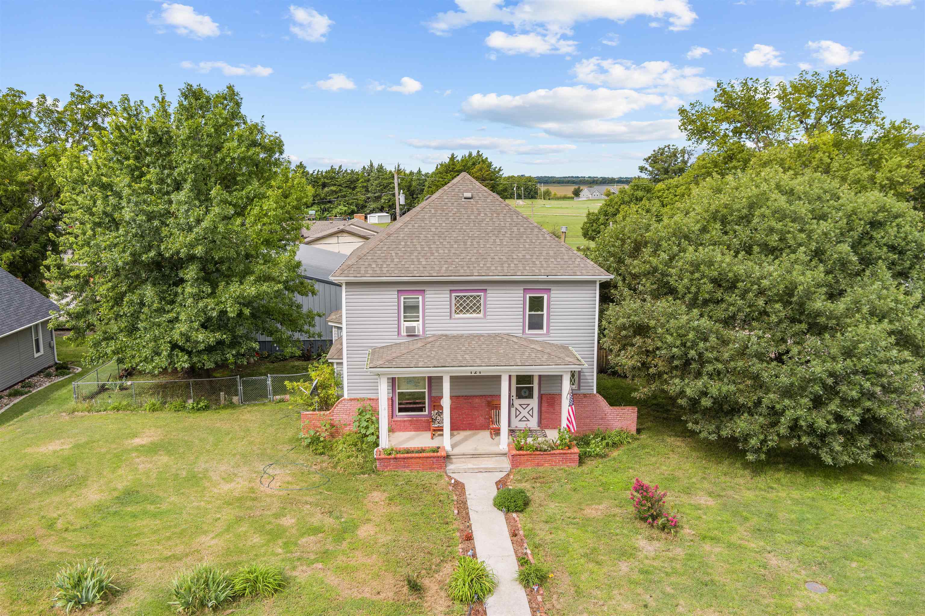 121 N Jackson Street Marquette KS 67464