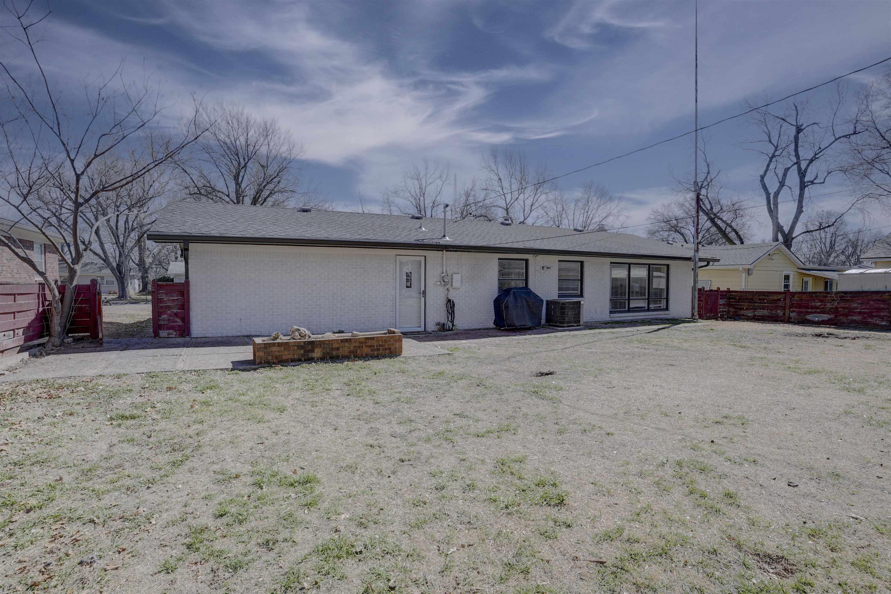 2221 Edgemont Drive Arkansas City KS 67005