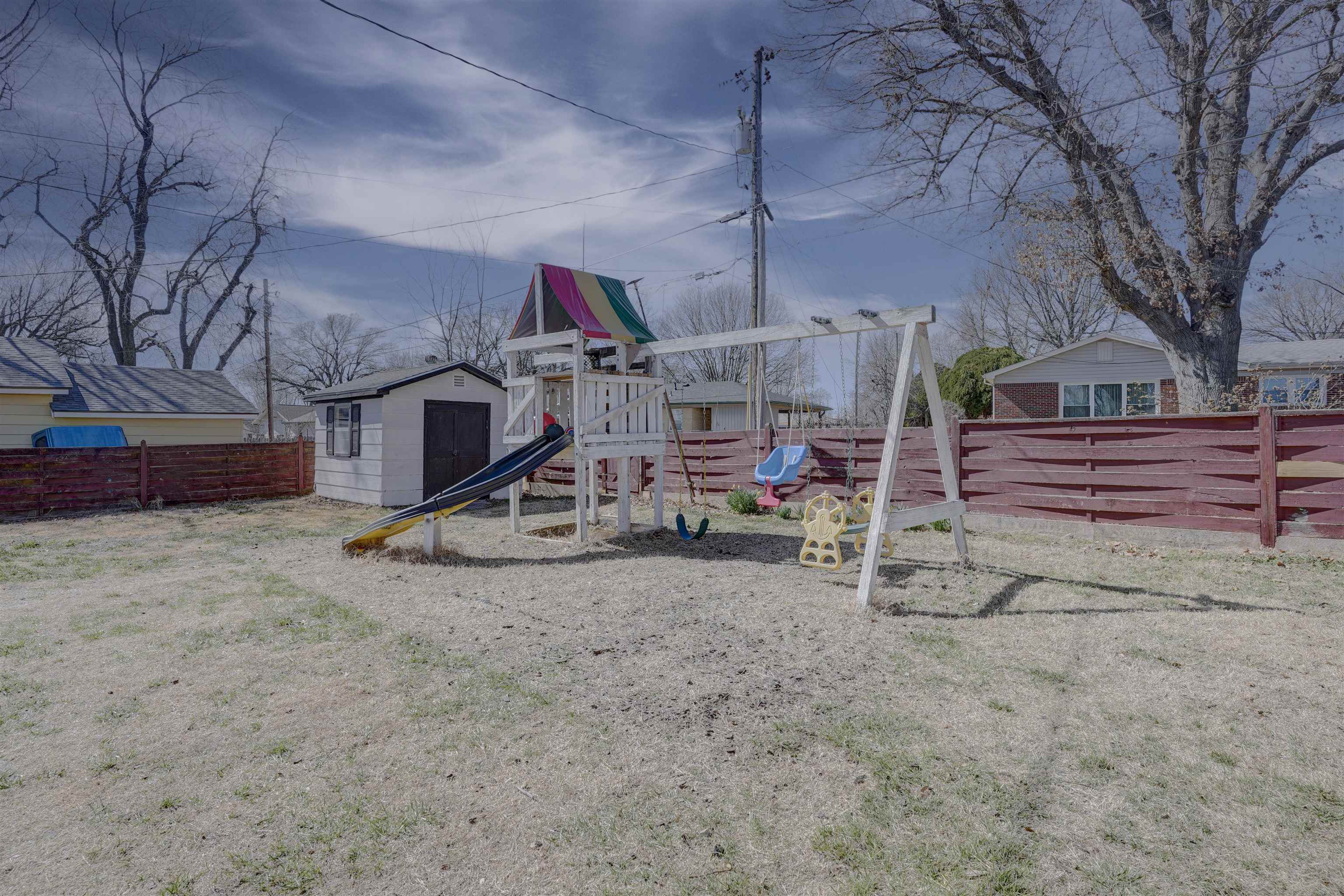 2221 Edgemont Drive Arkansas City KS 67005