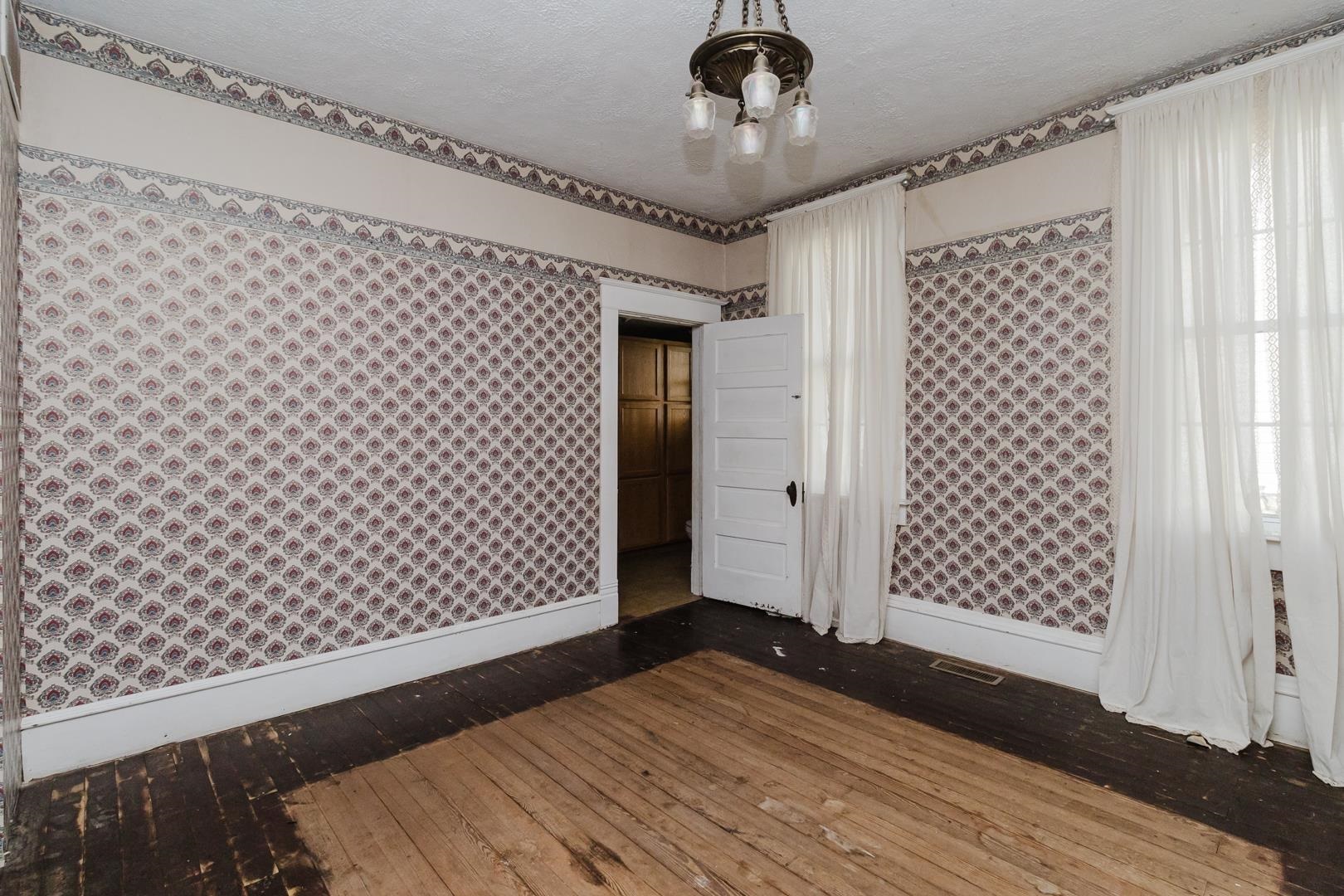 410 S Jennings Anthony KS 67003