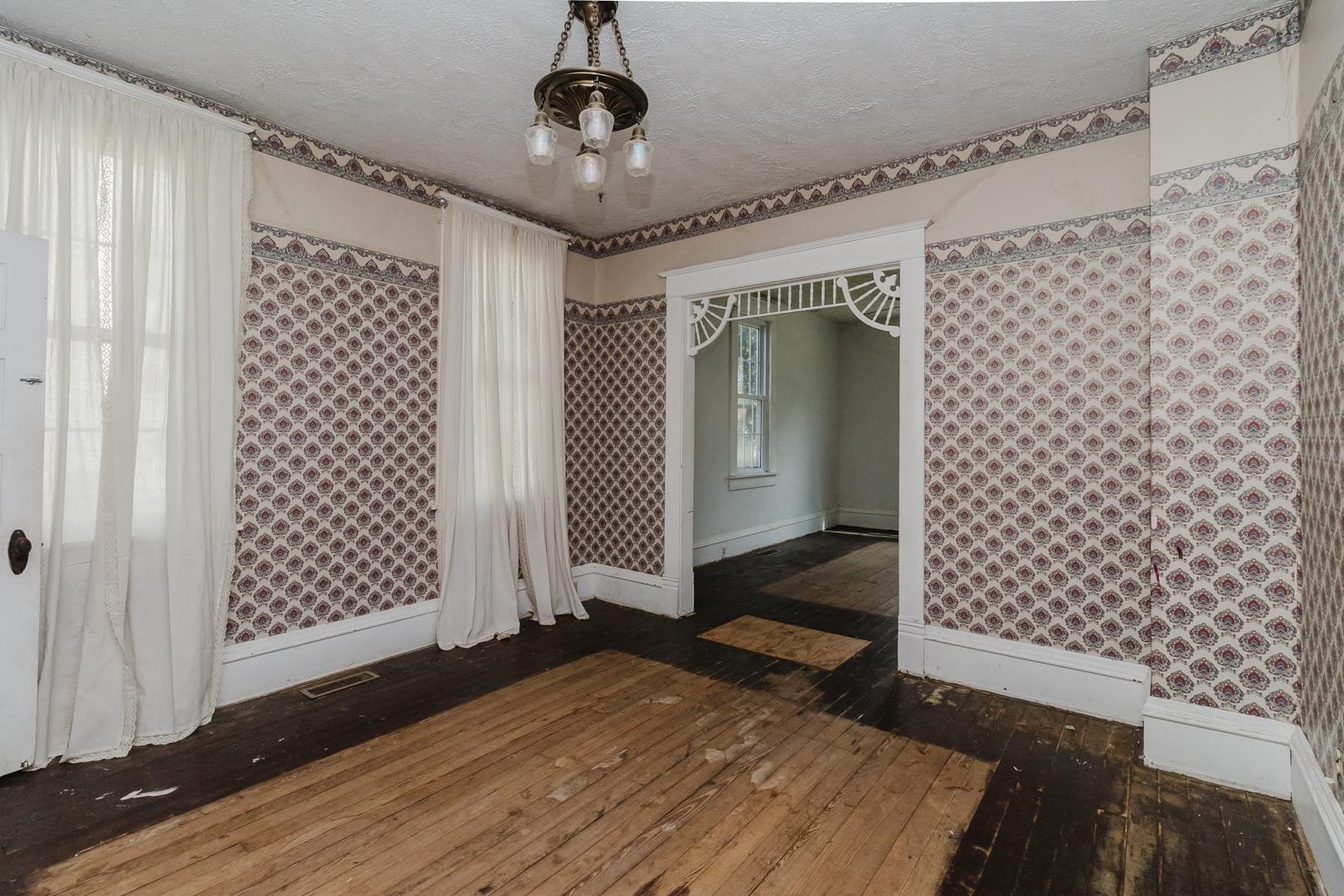 410 S Jennings Anthony KS 67003