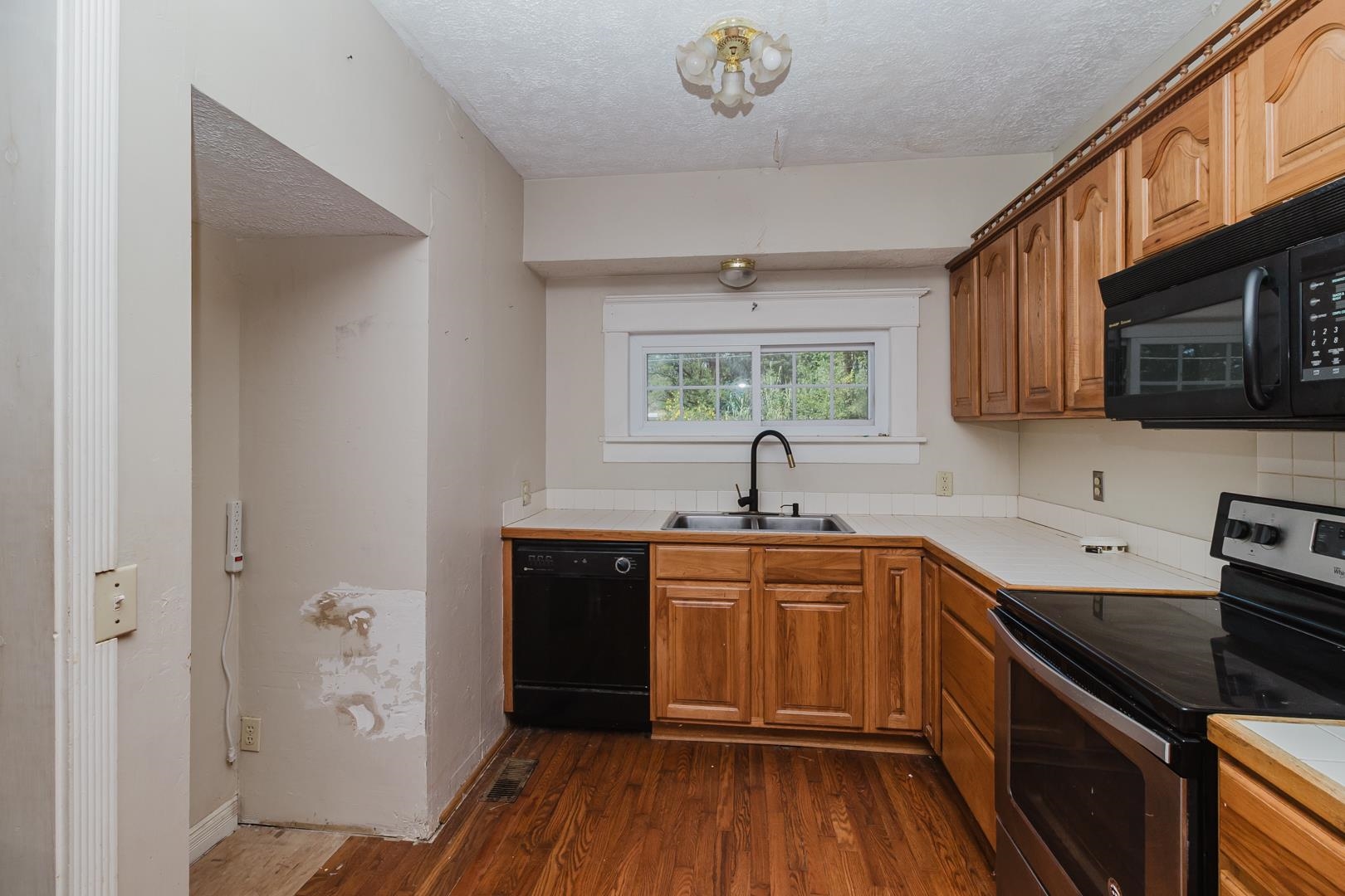 410 S Jennings Anthony KS 67003