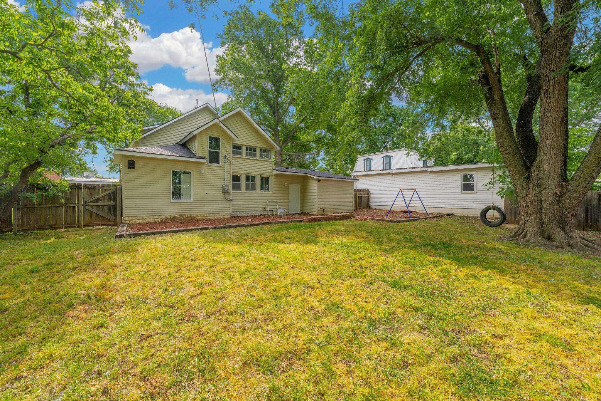 901 N Merchant Street Belle Plaine KS 67013