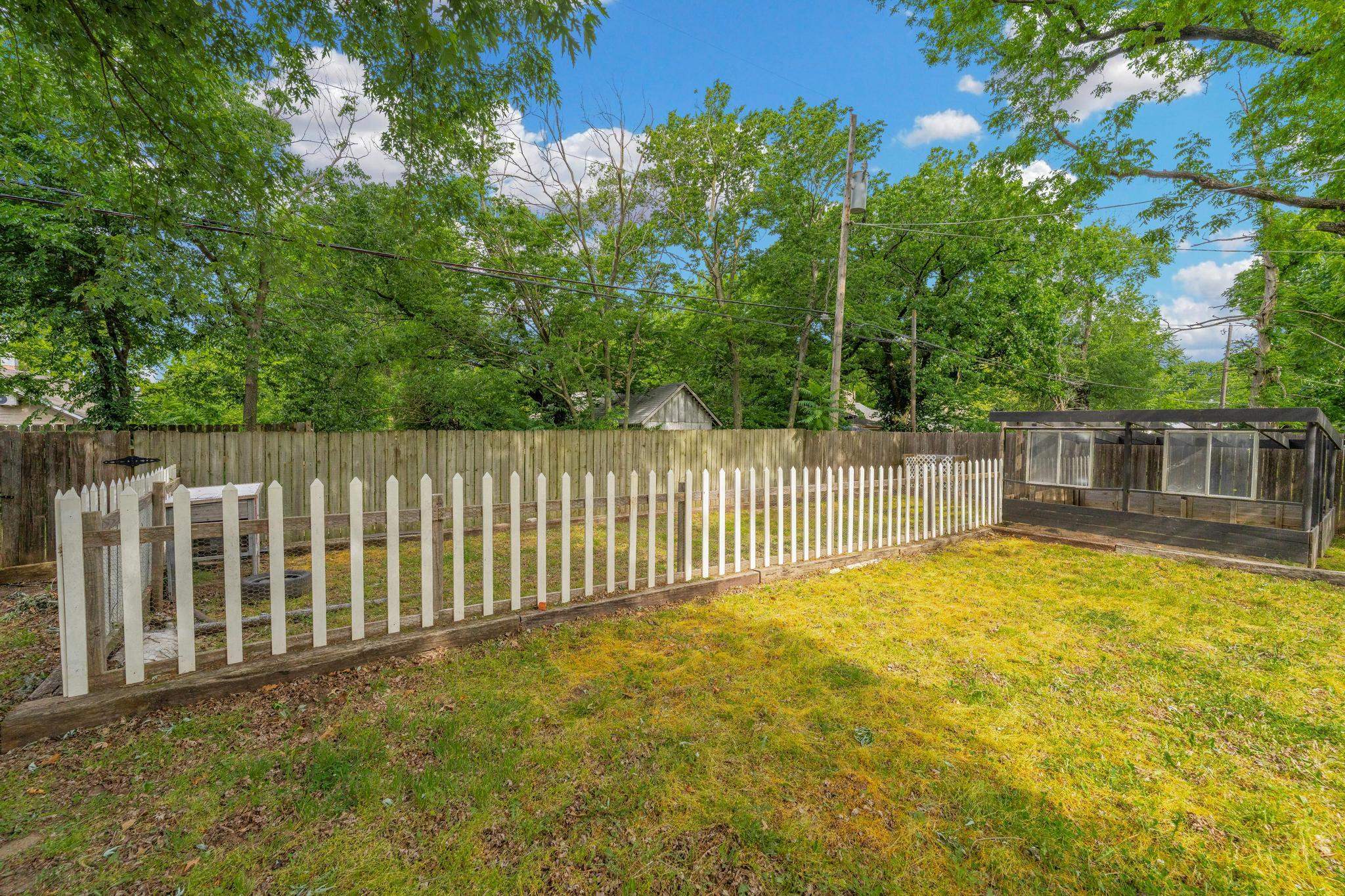 901 N Merchant Street Belle Plaine KS 67013