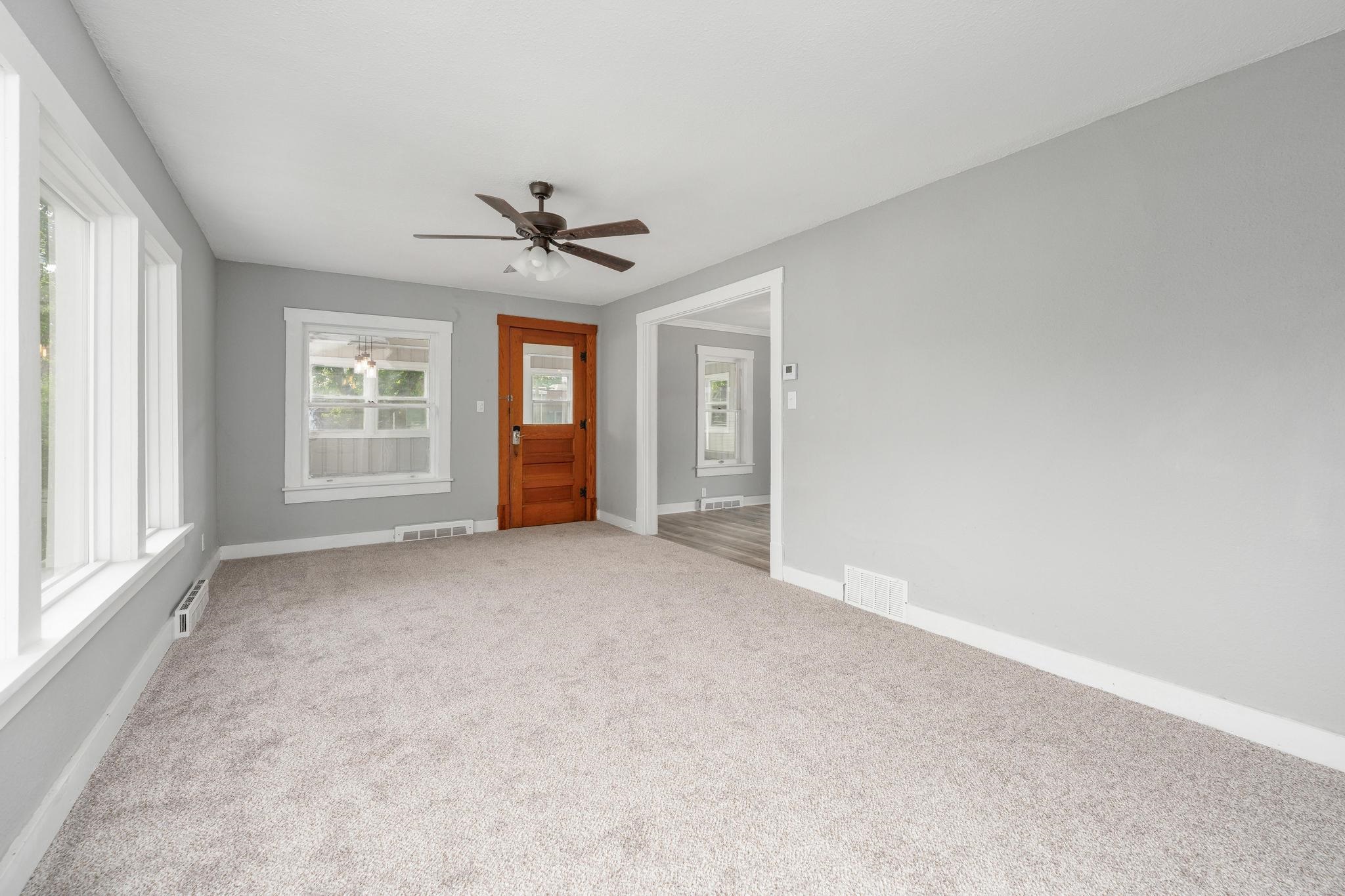 901 N Merchant Street Belle Plaine KS 67013