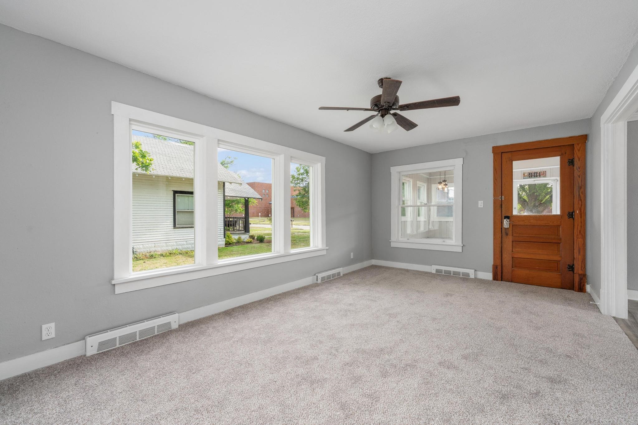 901 N Merchant Street Belle Plaine KS 67013