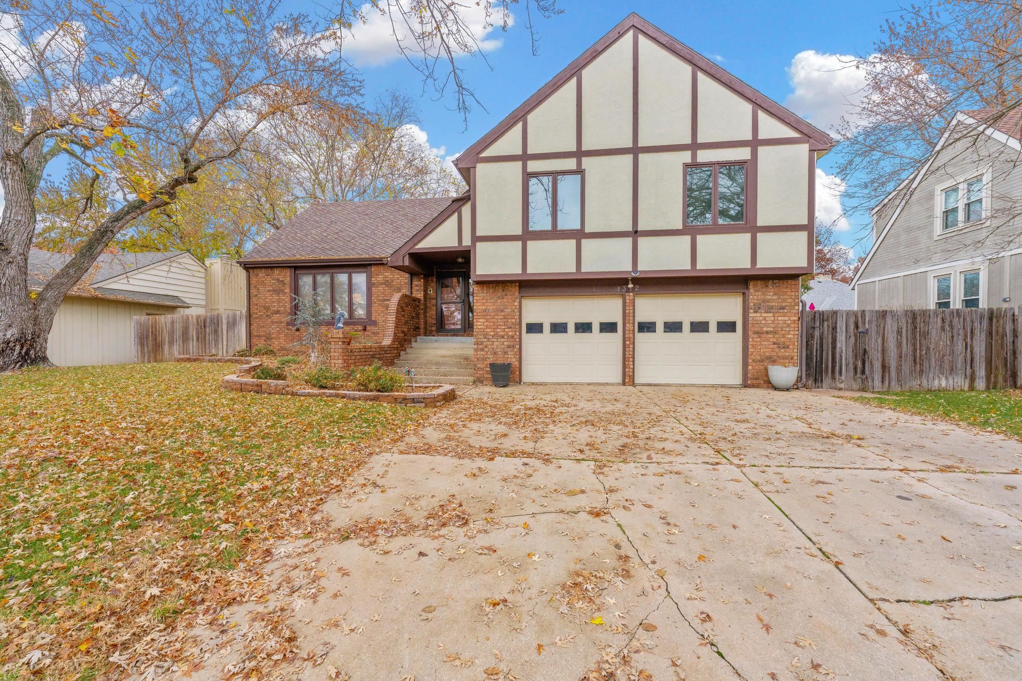1312 E Pine Tree Road Derby KS 67037