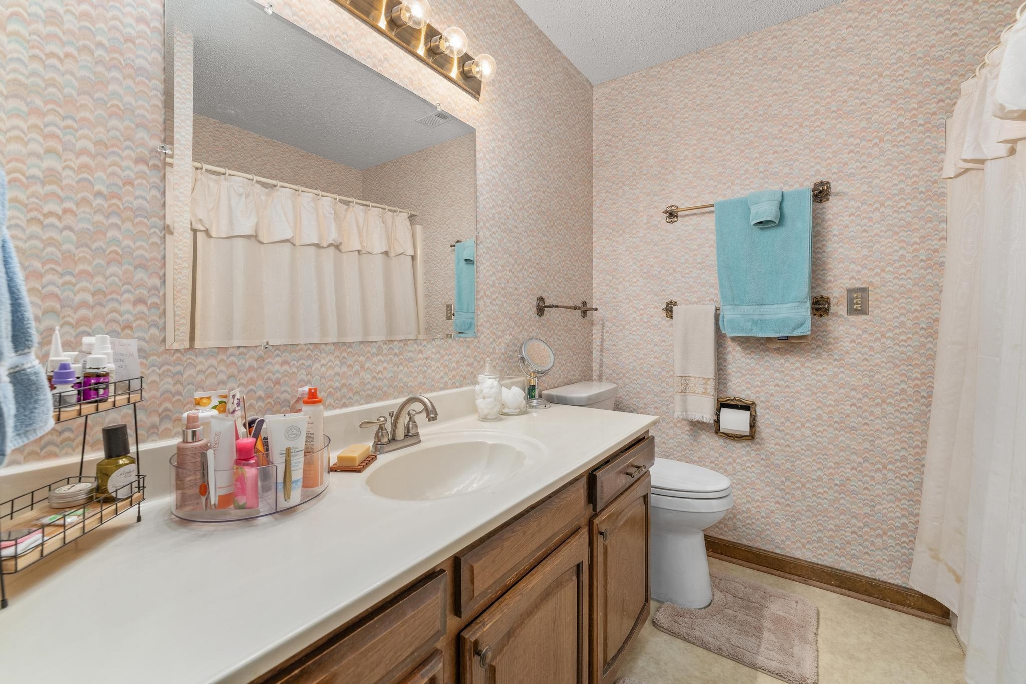 1312 E Pine Tree Road Derby KS 67037