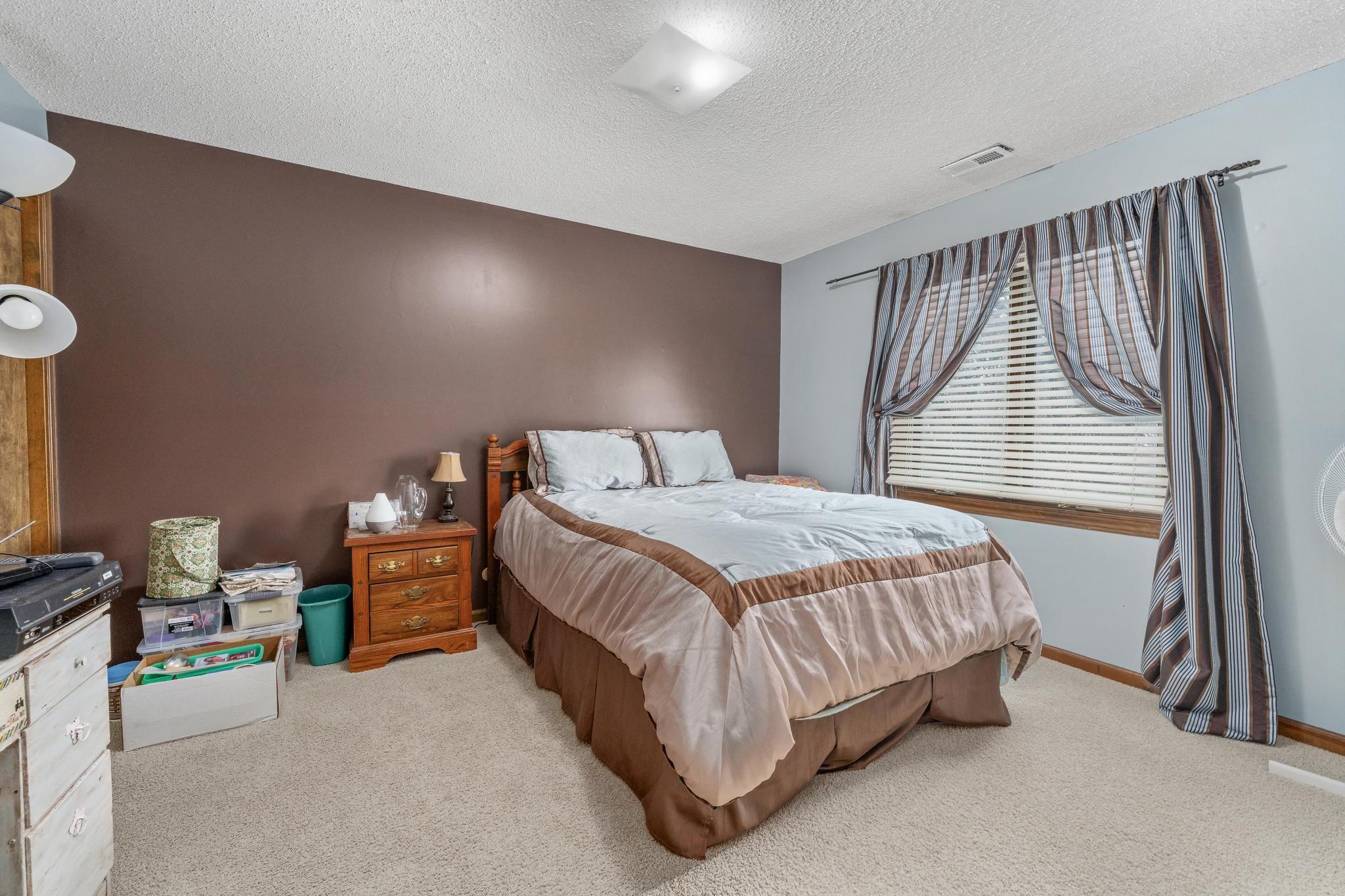 1312 E Pine Tree Road Derby KS 67037