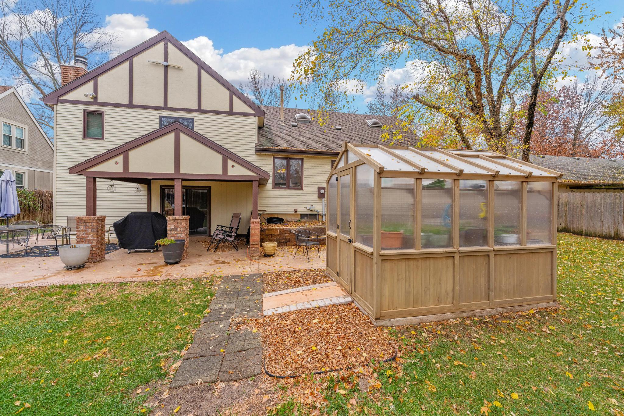 1312 E Pine Tree Road Derby KS 67037