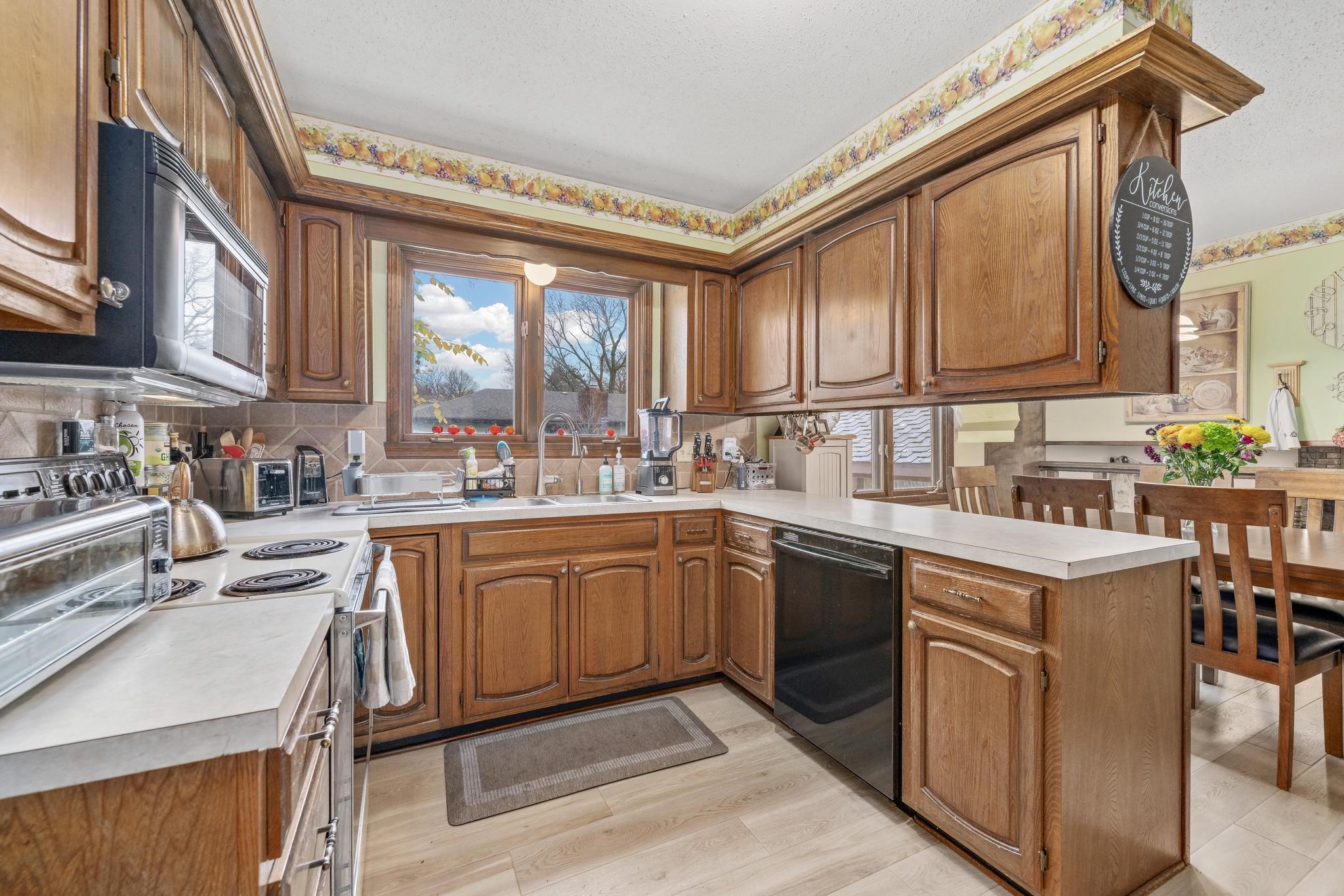 1312 E Pine Tree Road Derby KS 67037