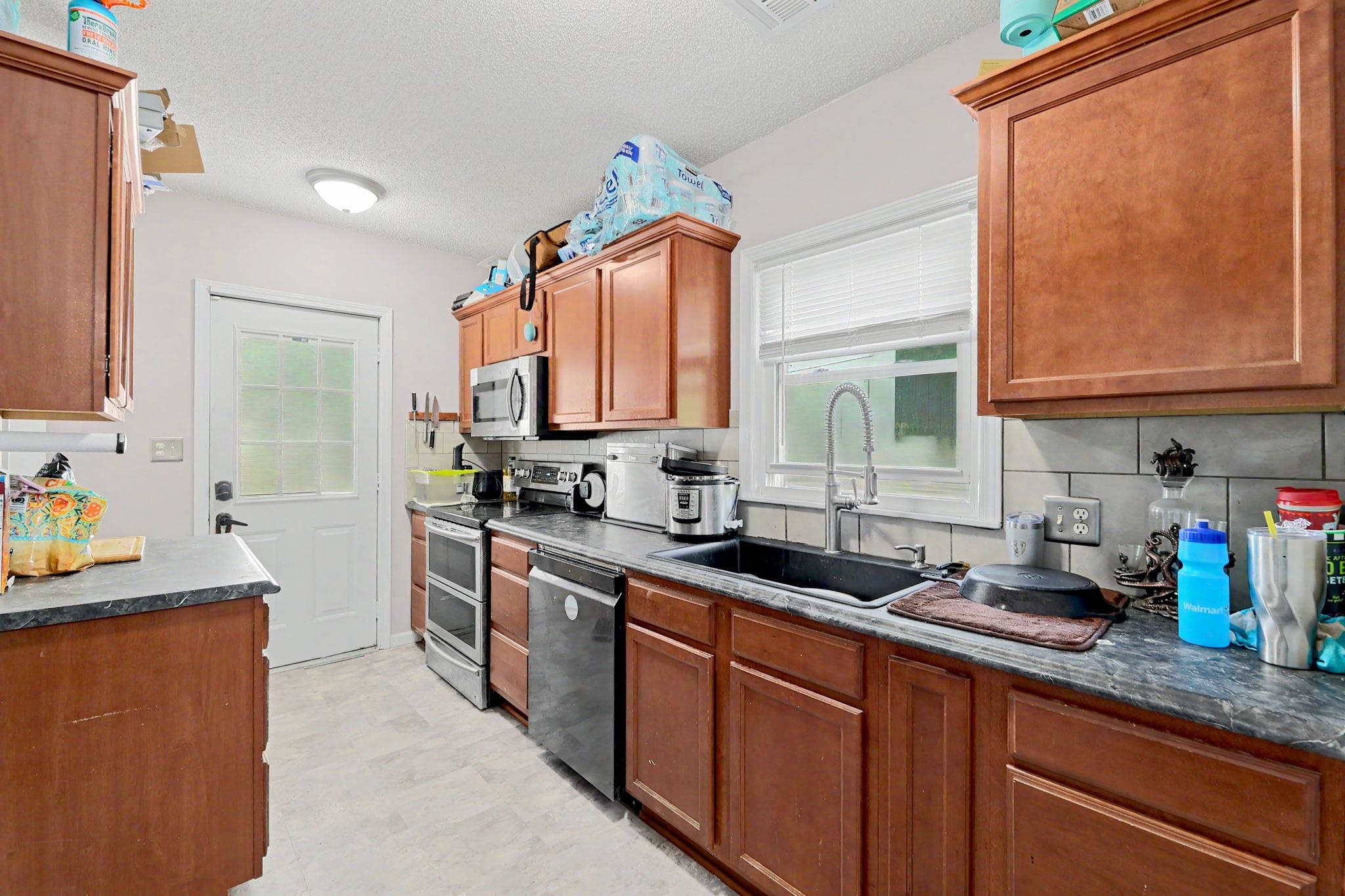 4930 E Pine Wichita KS 67208