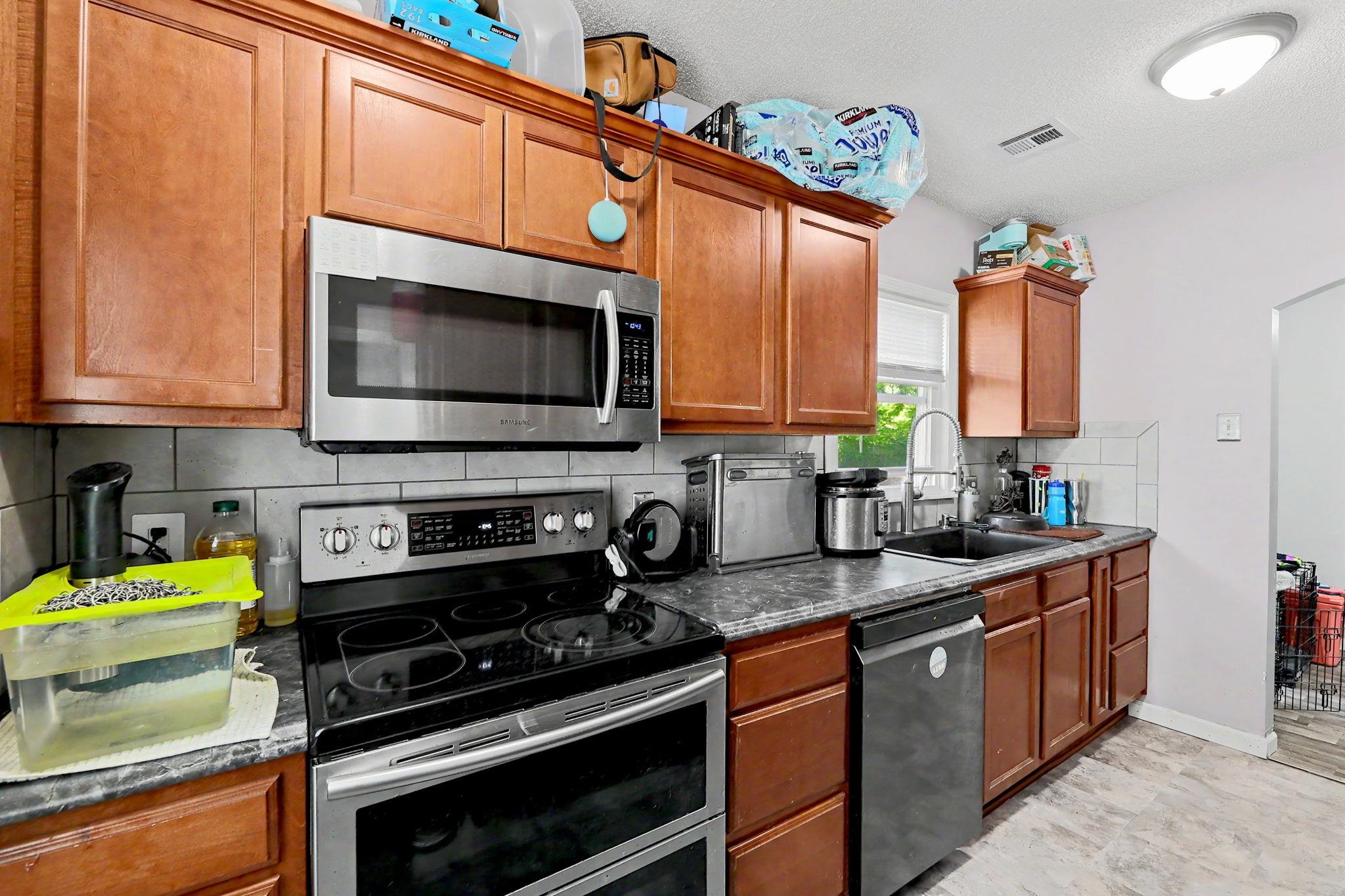 4930 E Pine Wichita KS 67208