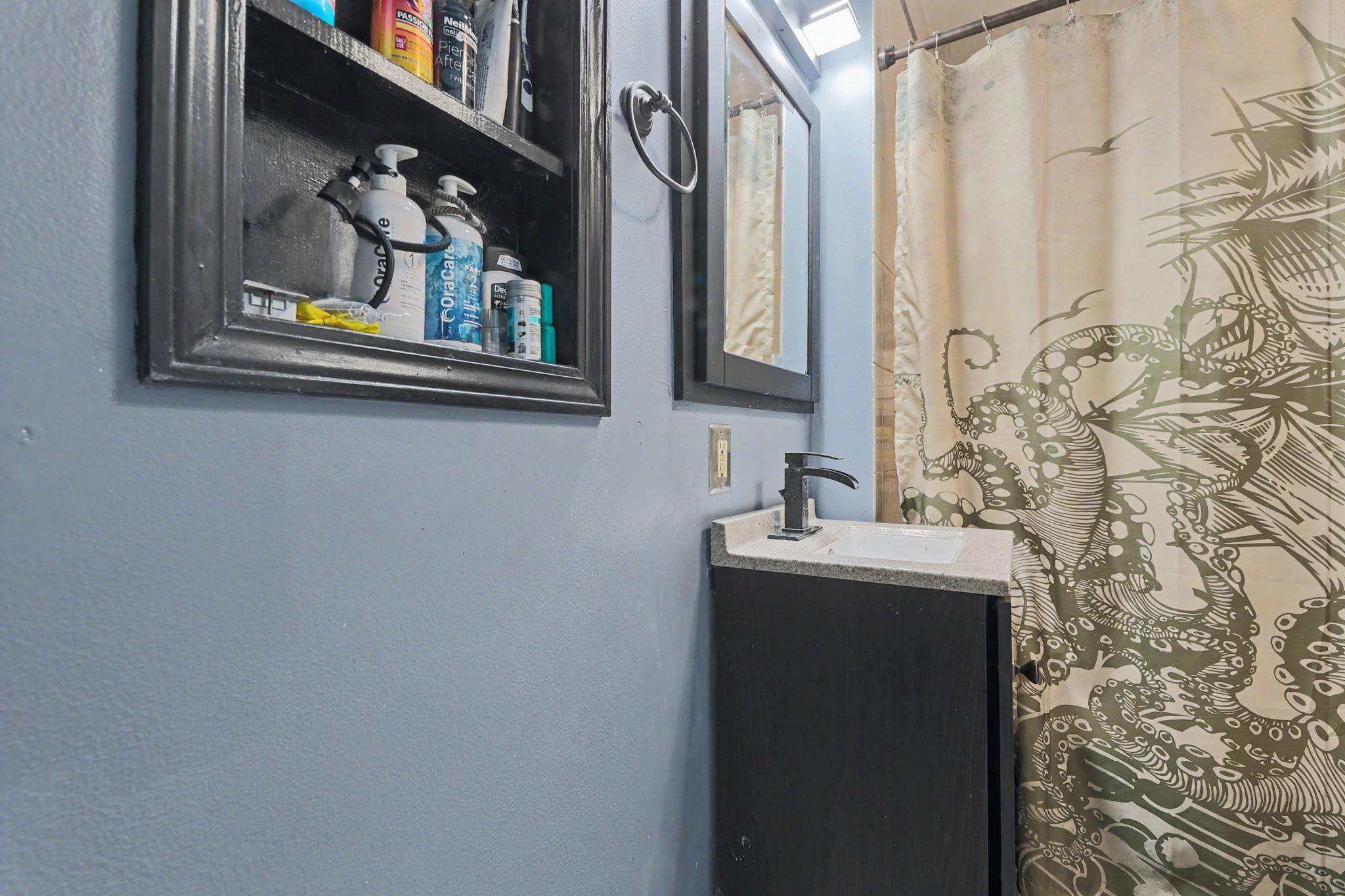 4930 E Pine Wichita KS 67208