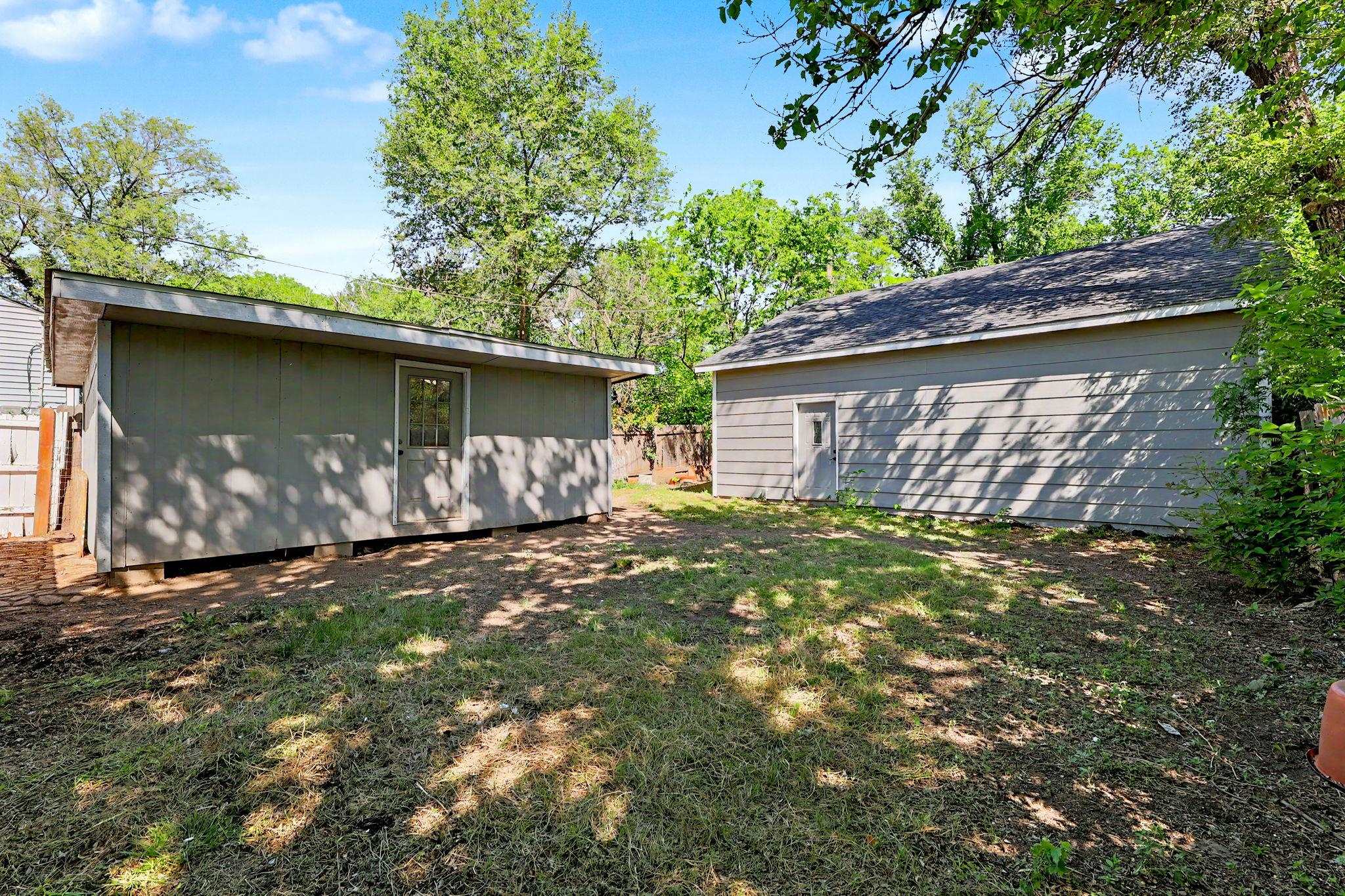 4930 E Pine Wichita KS 67208