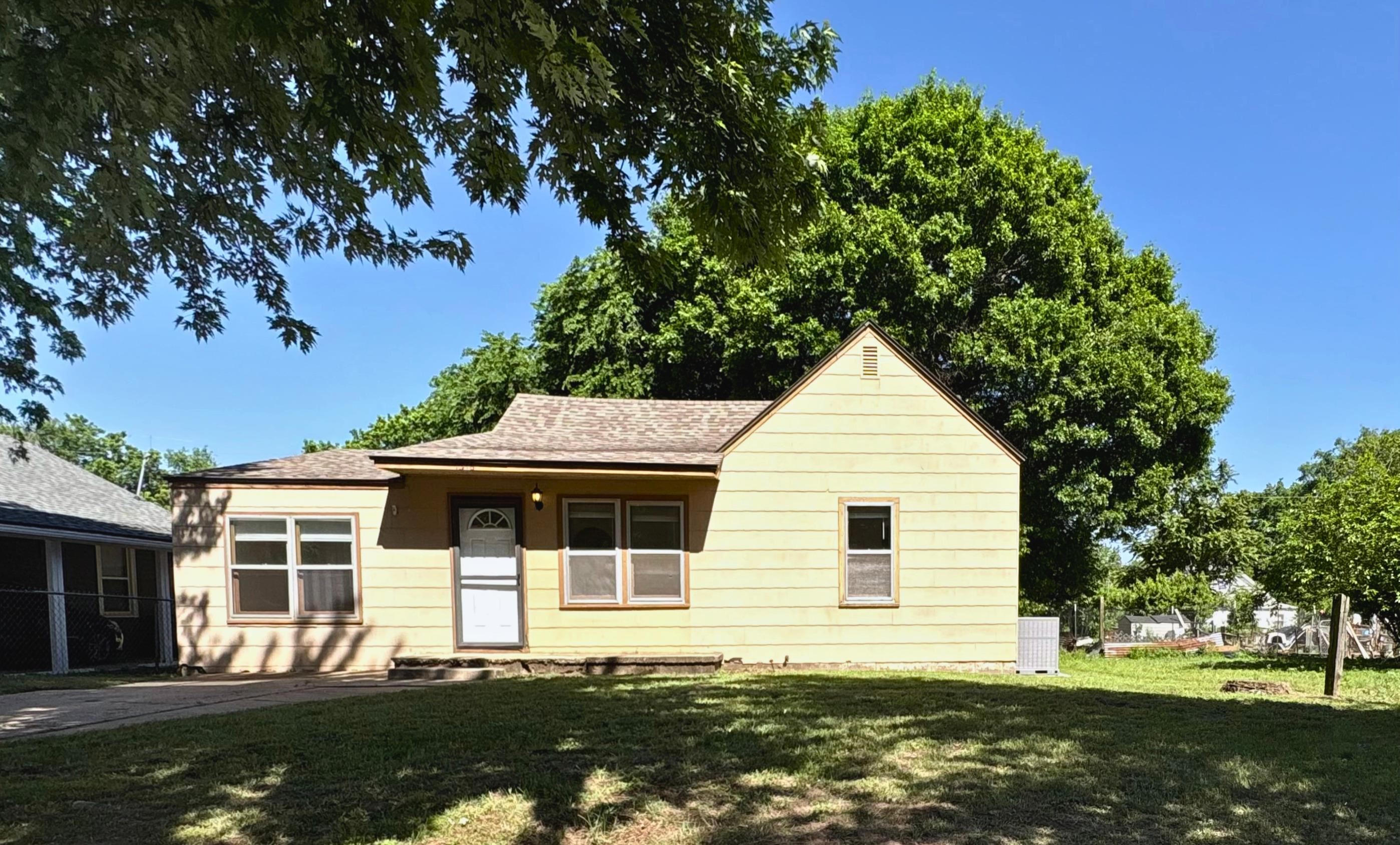 1316 N 9 Th Arkansas City KS 67005