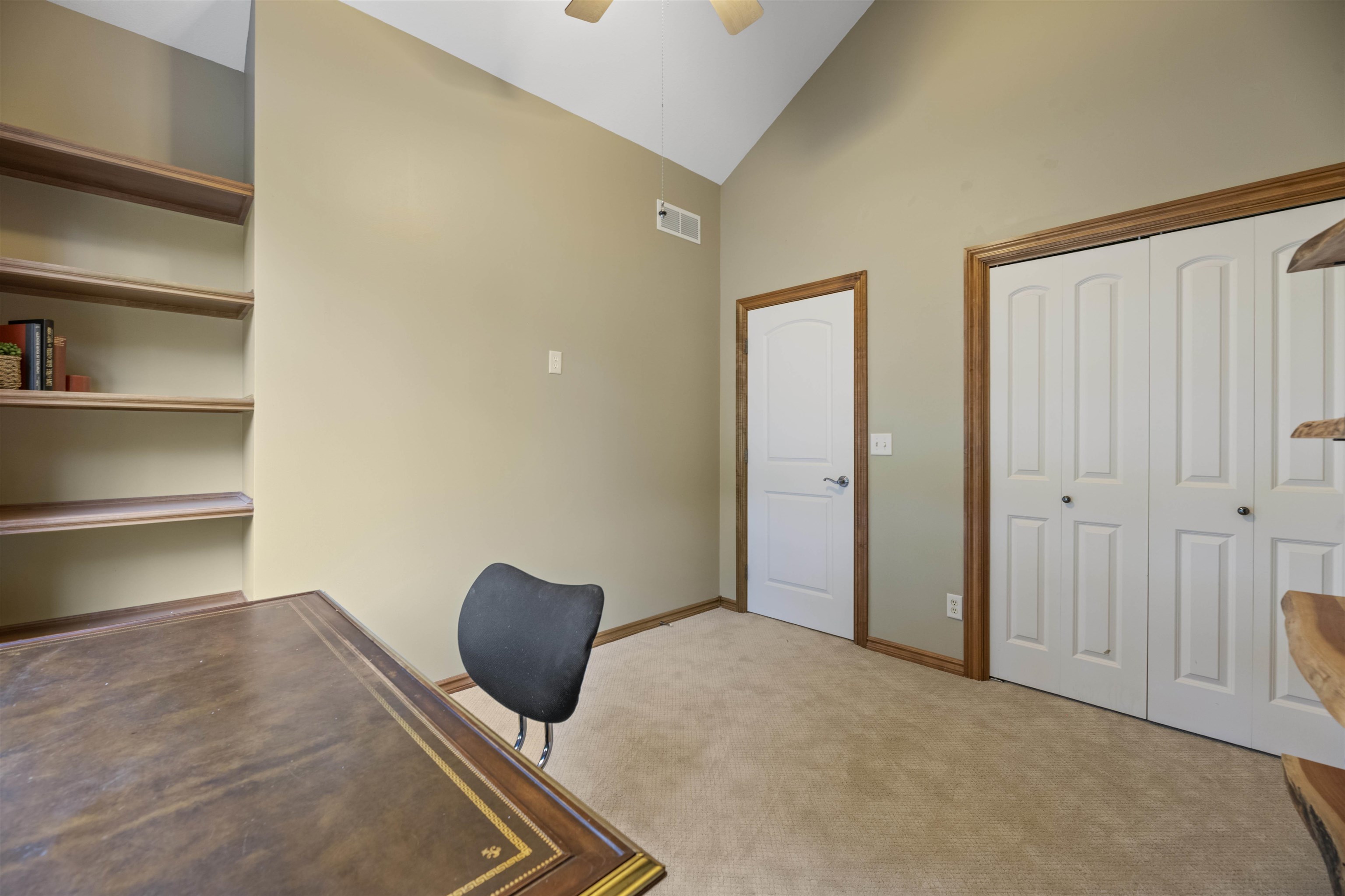 2405 N Peckham Court Wichita KS 67228