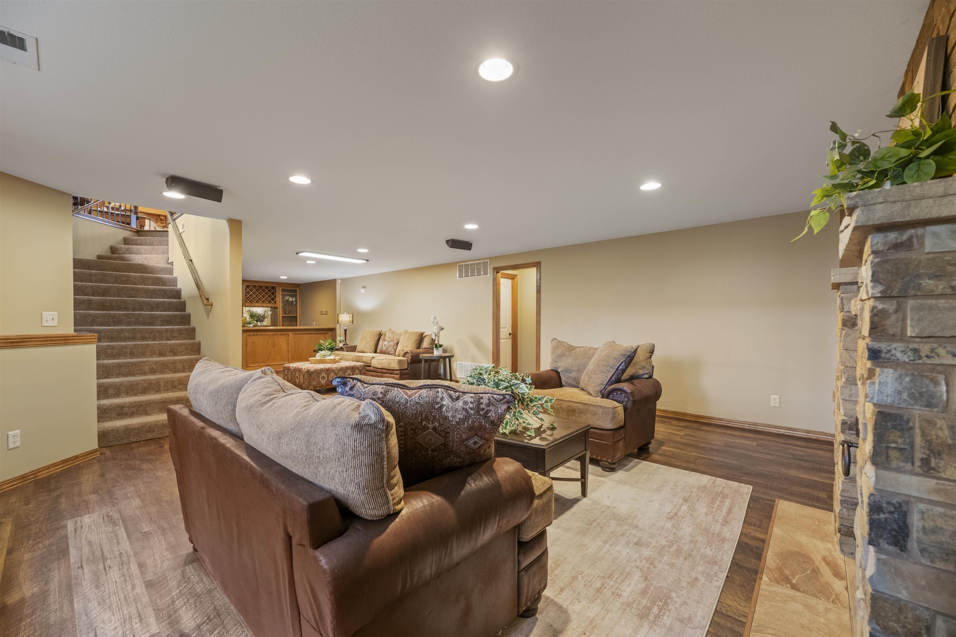 2405 N Peckham Court Wichita KS 67228