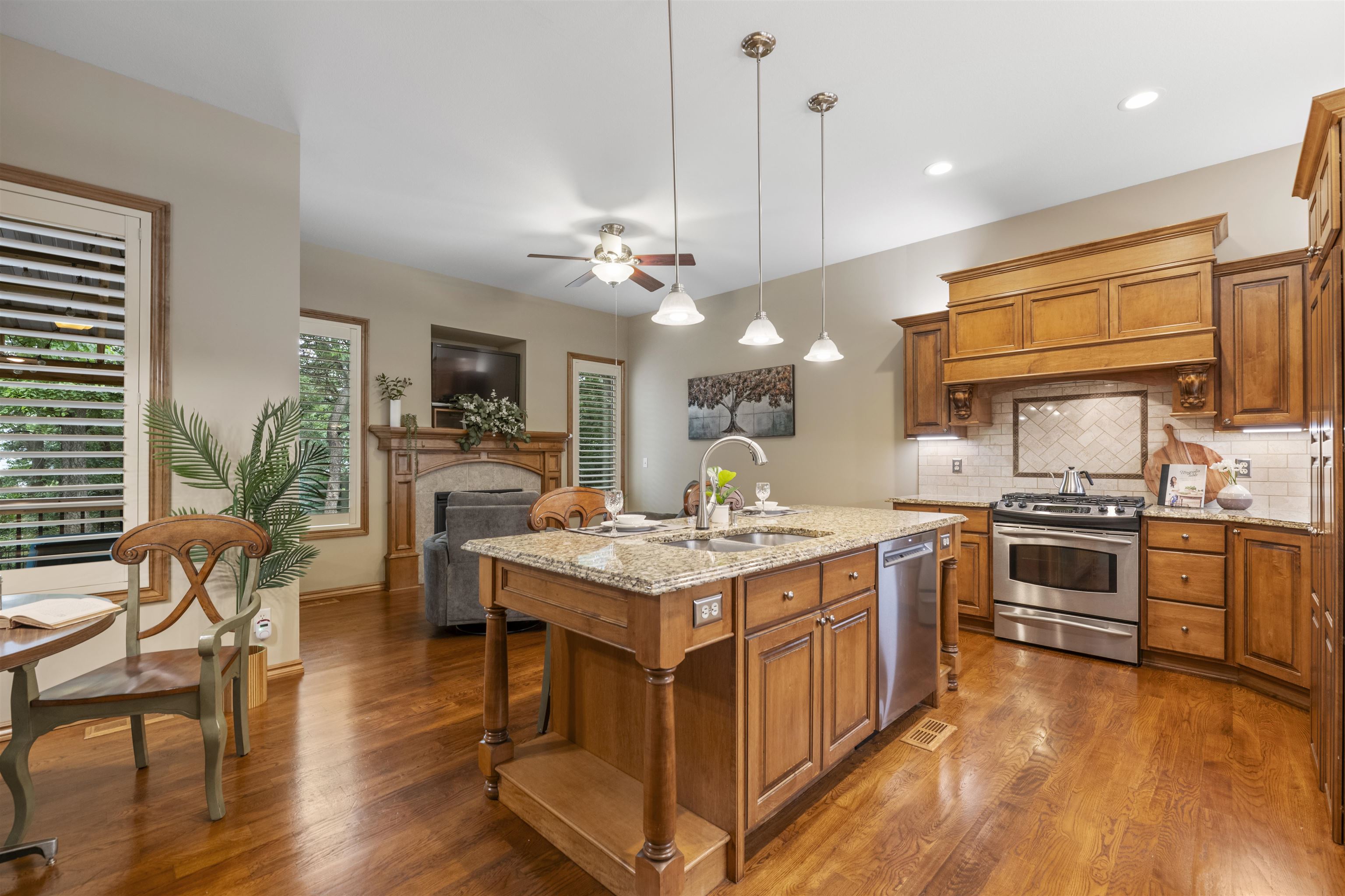 2405 N Peckham Court Wichita KS 67228