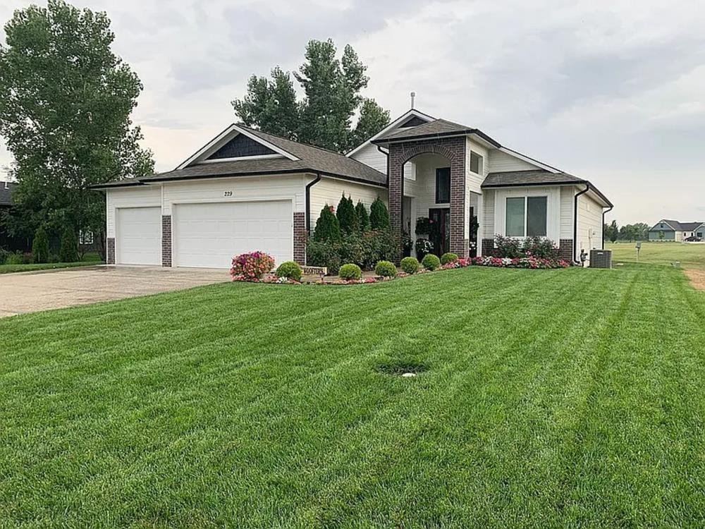 229 Lakeside Drive Cheney KS 67025