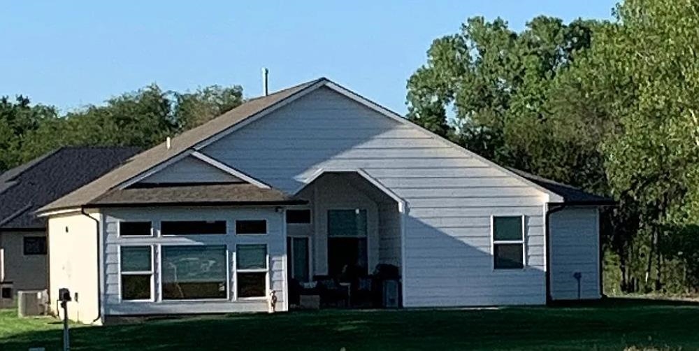 229 Lakeside Drive Cheney KS 67025