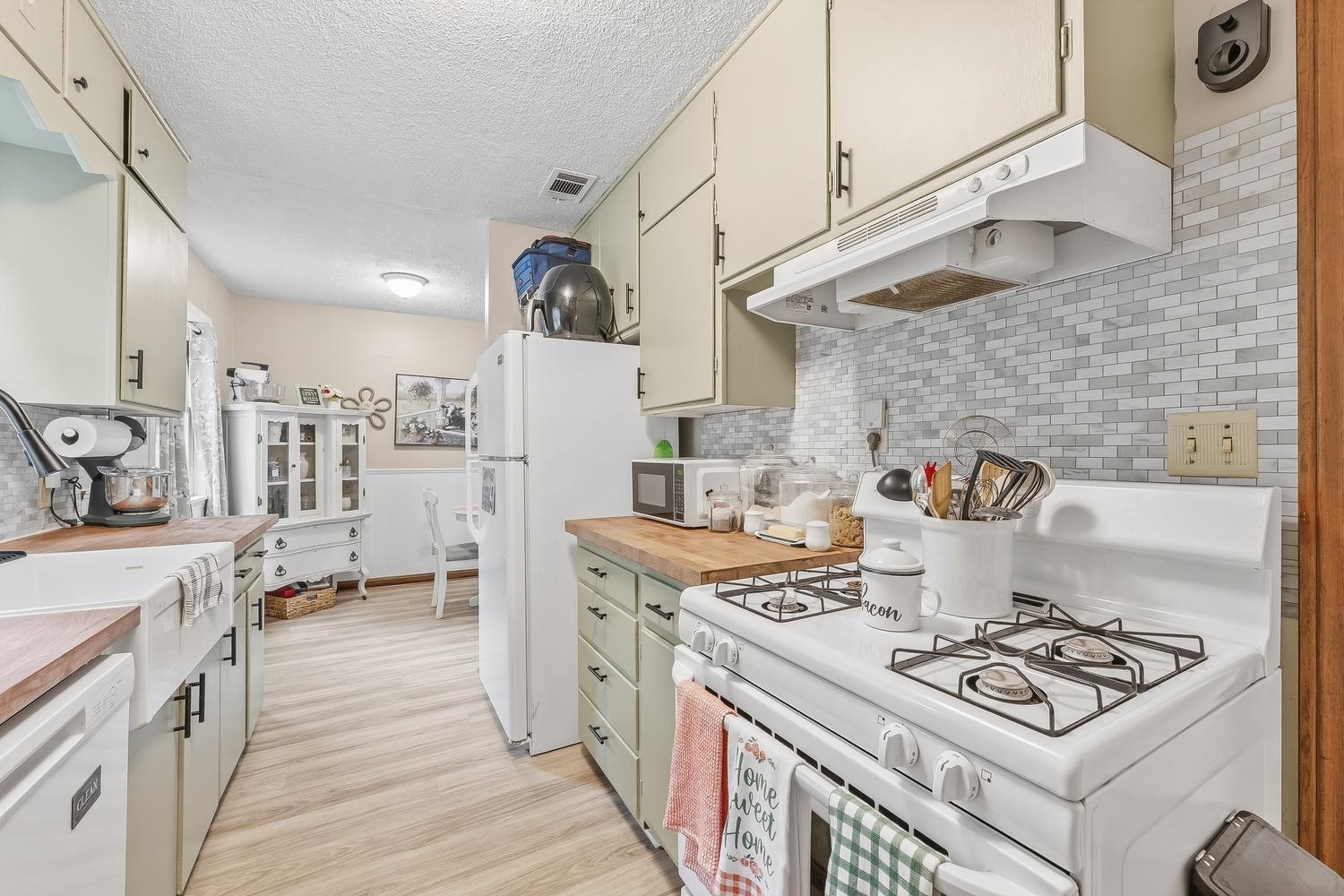 712 E 17th Winfield KS 67156