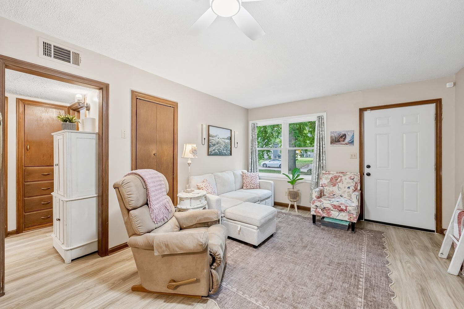 712 E 17th Winfield KS 67156
