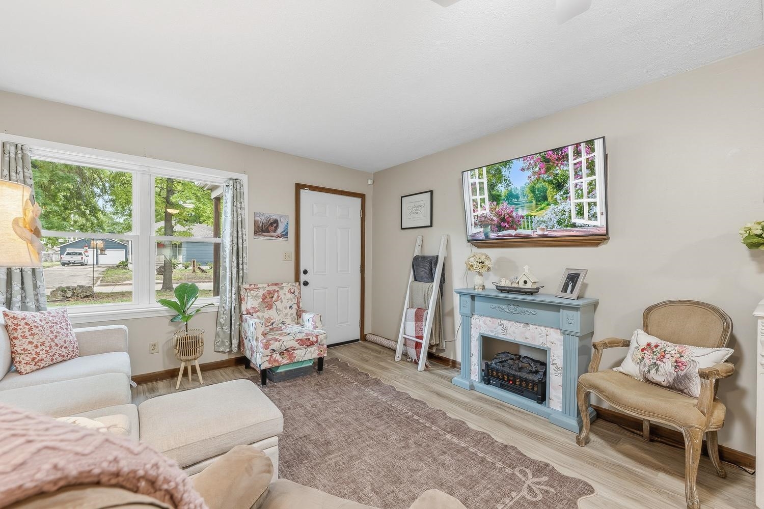 712 E 17th Winfield KS 67156