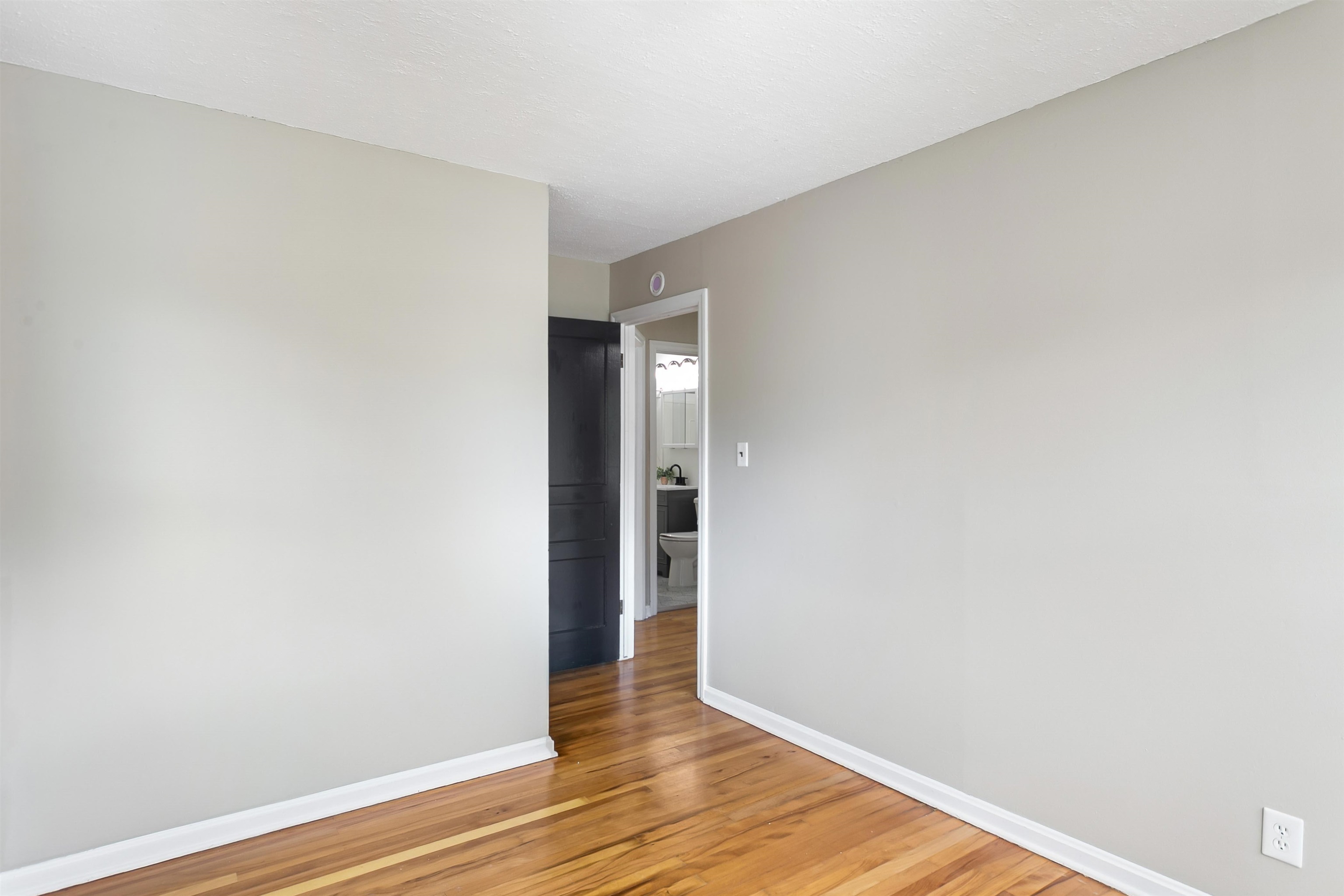 857 N Ridgewood Wichita KS 67208