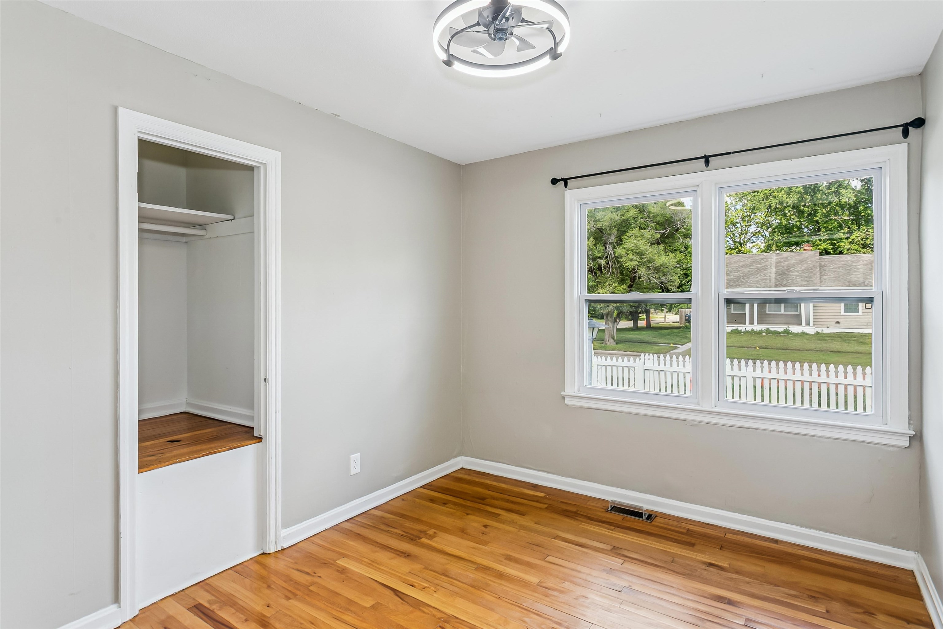 857 N Ridgewood Wichita KS 67208