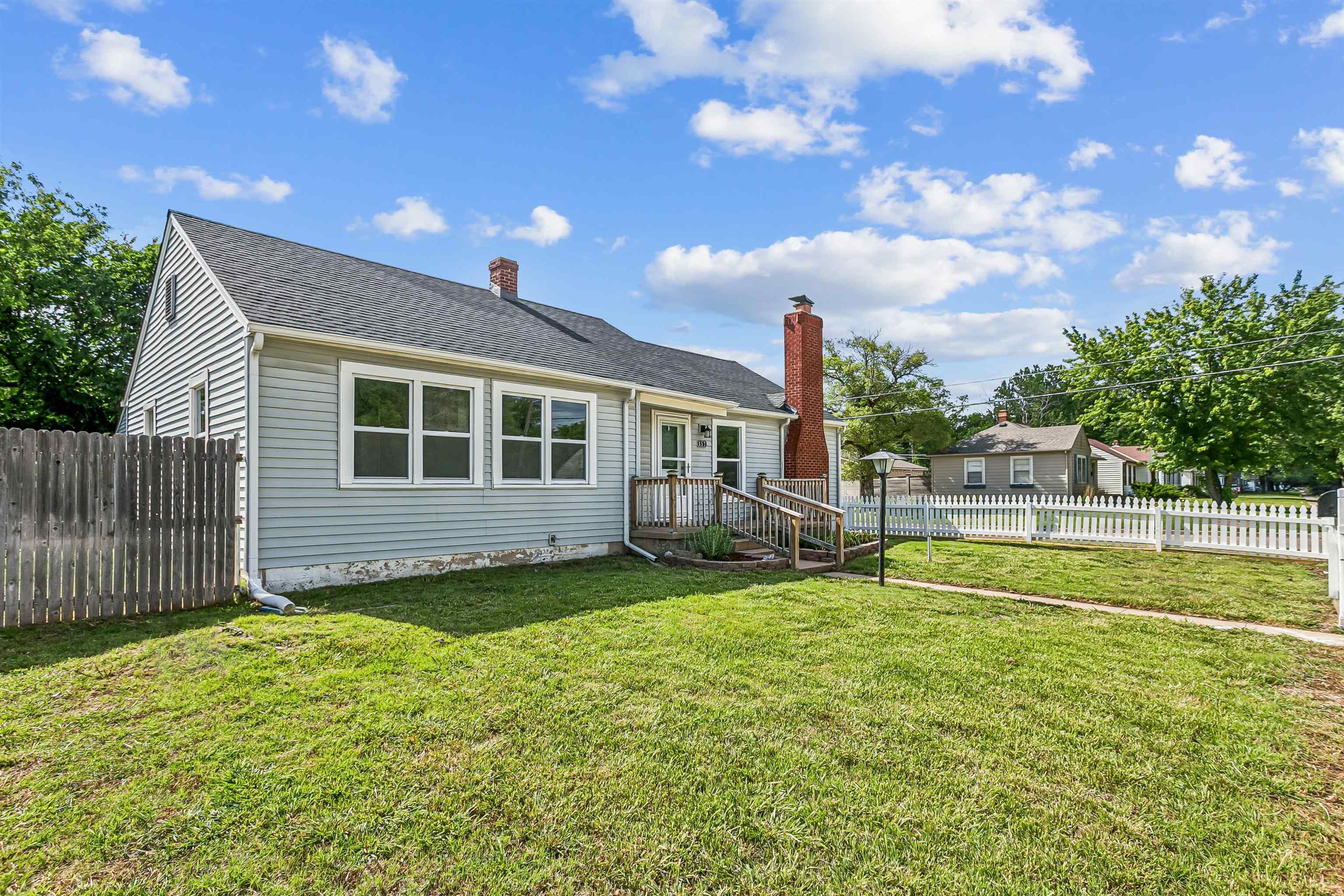 857 N Ridgewood Wichita KS 67208