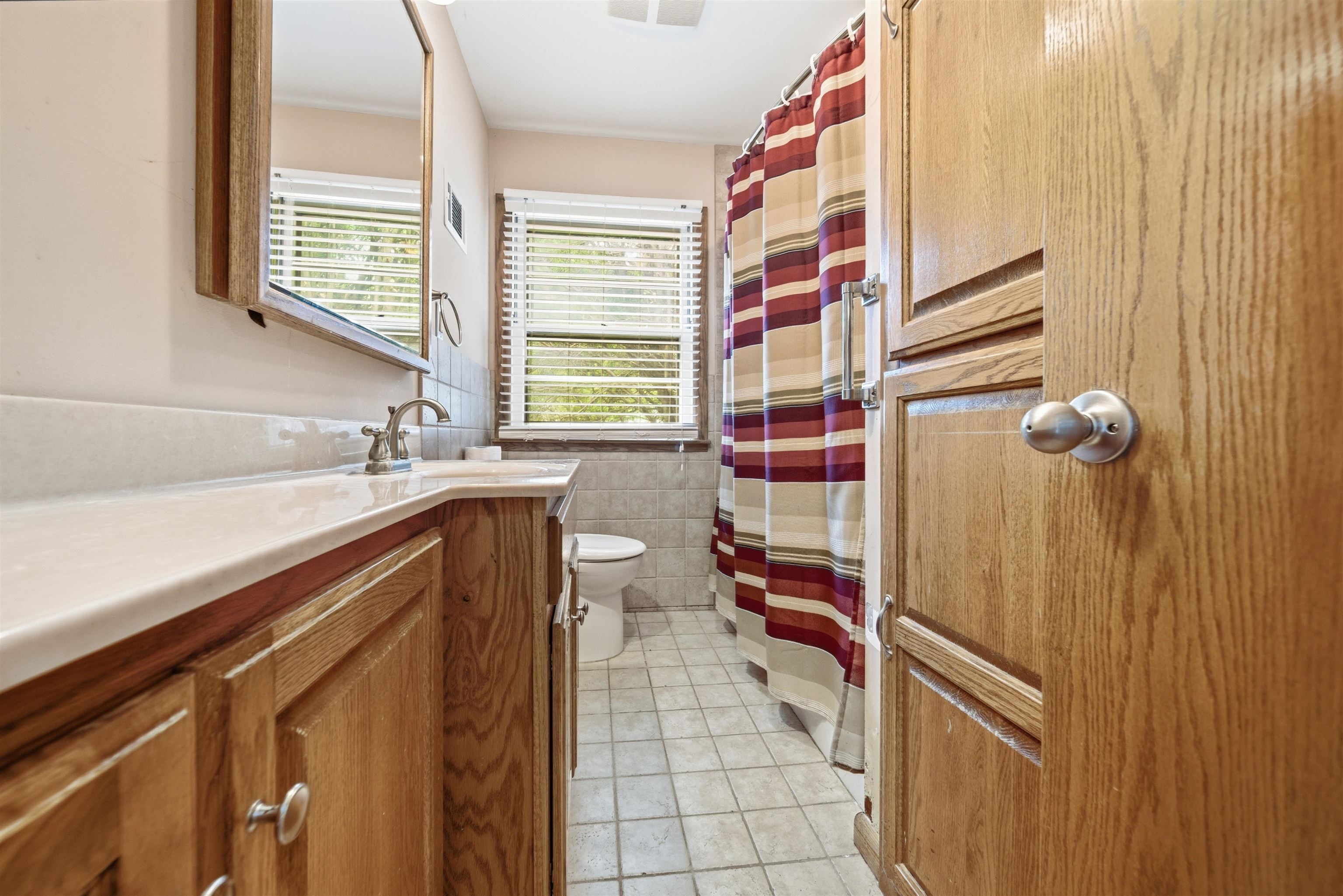 2504 E Clover Lane Wichita KS 67216