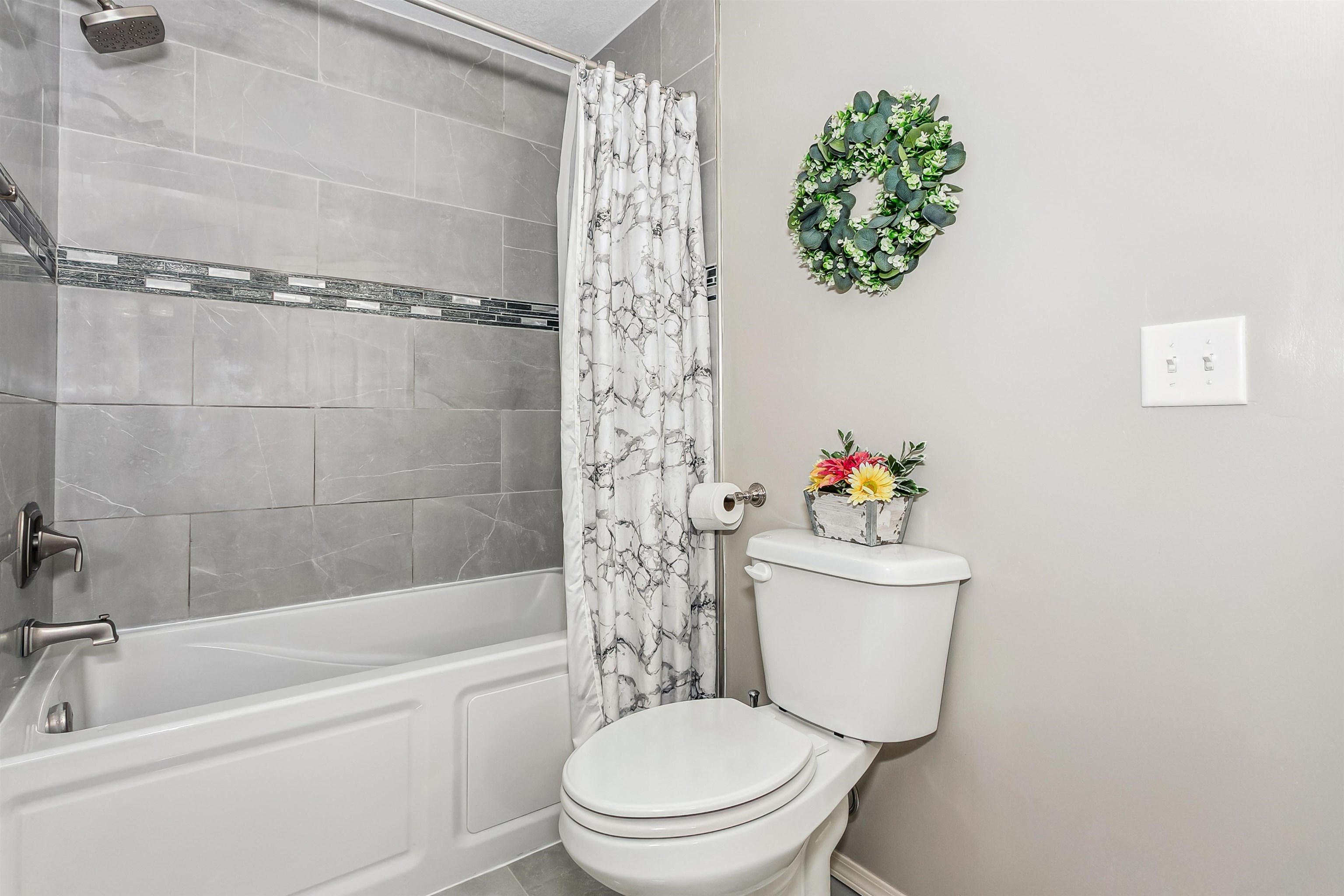 1808 S Cranbrook Avenue Wichita KS 67207