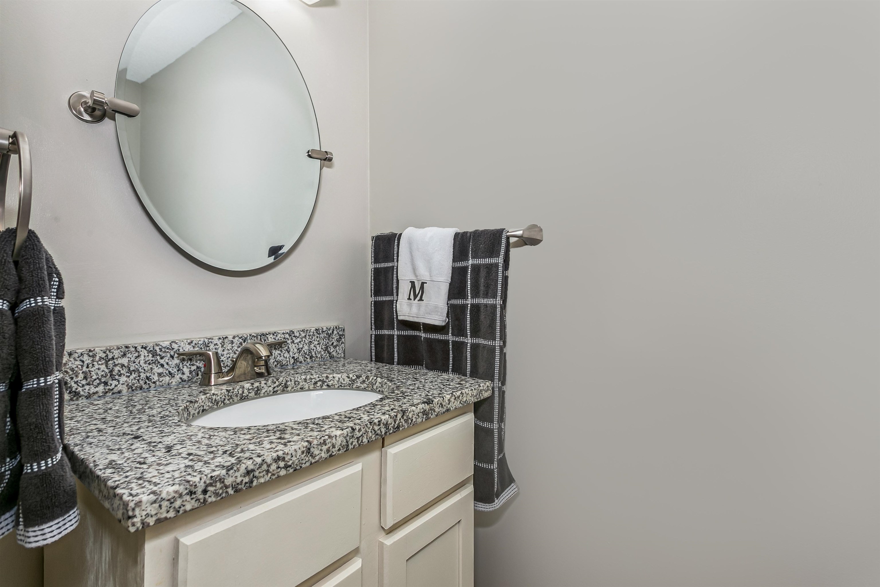 1808 S Cranbrook Avenue Wichita KS 67207