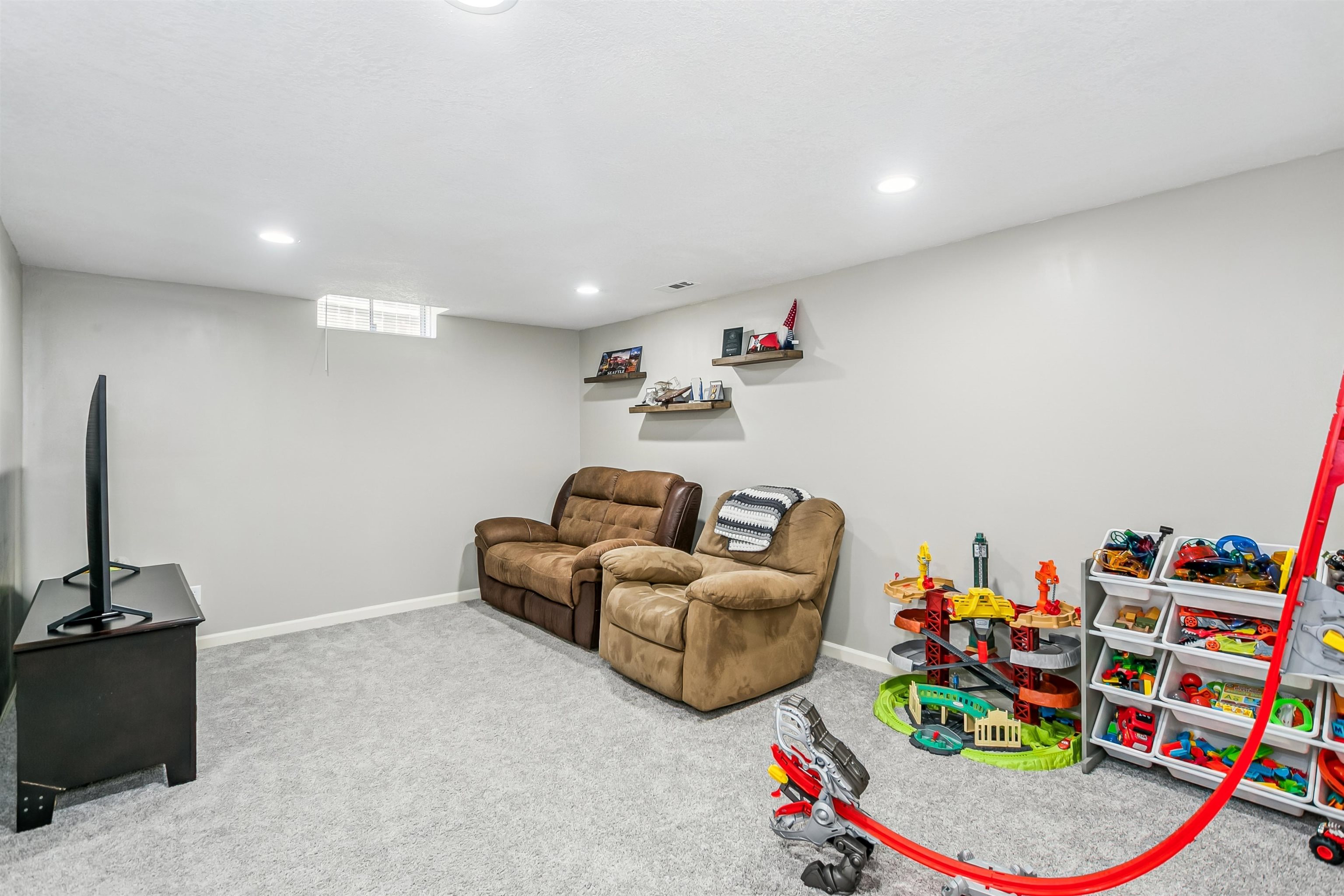 1808 S Cranbrook Avenue Wichita KS 67207