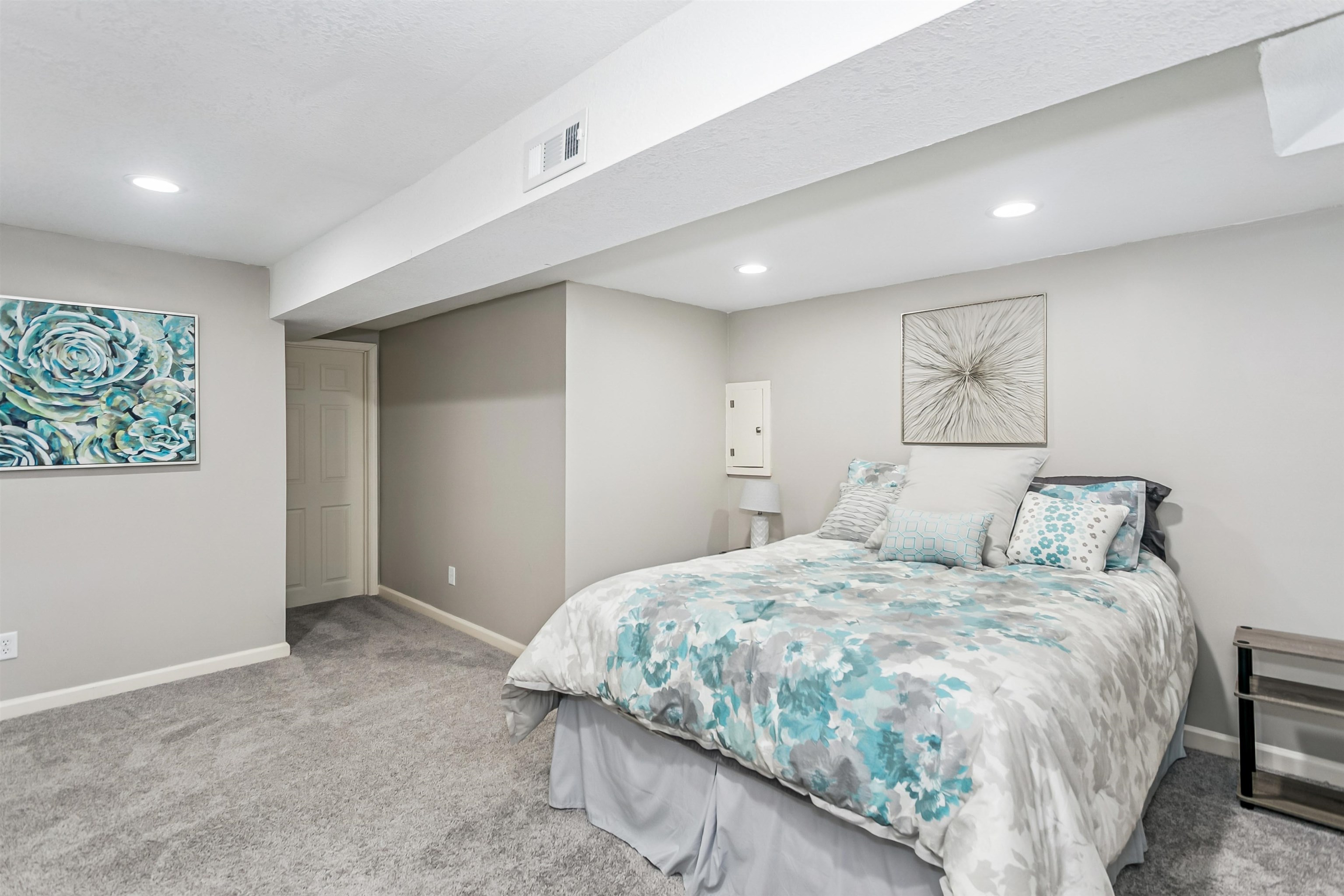 1808 S Cranbrook Avenue Wichita KS 67207