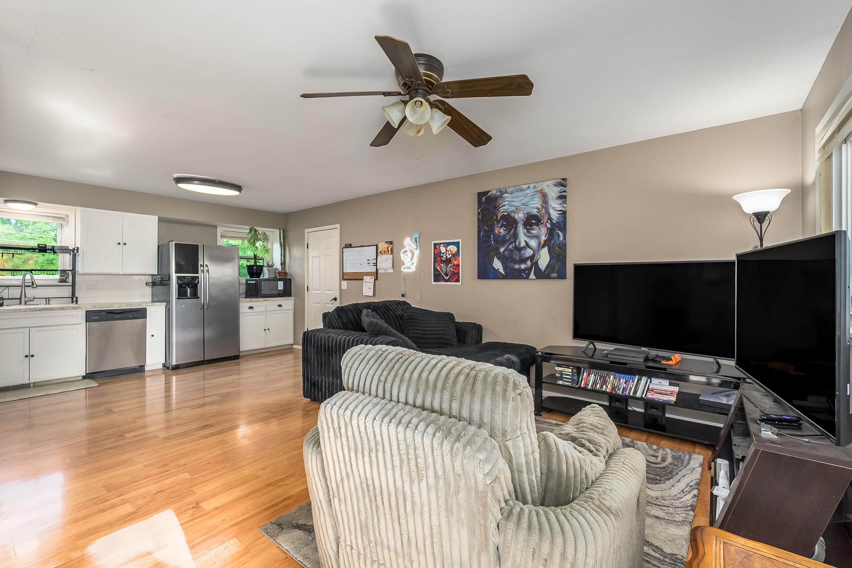 6373 N Tarrytown Street Park City KS 67219