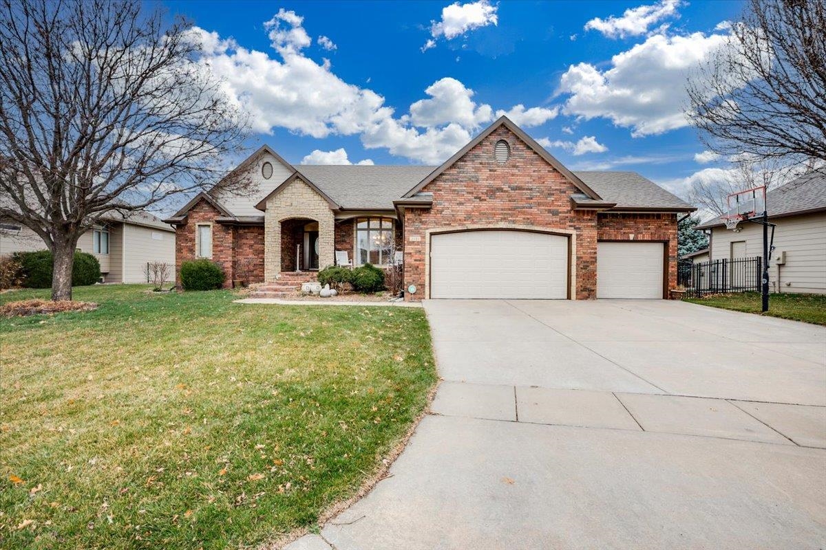 3101 N Red Fox Circle Wichita KS 67205