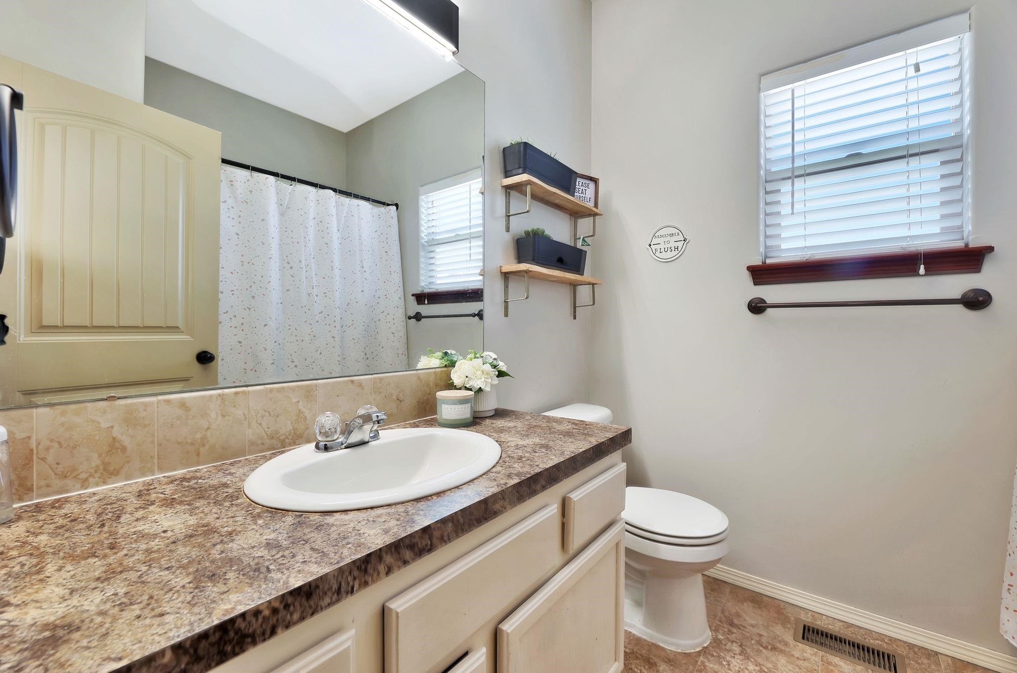 2025 E Clover Court Andover KS 67002