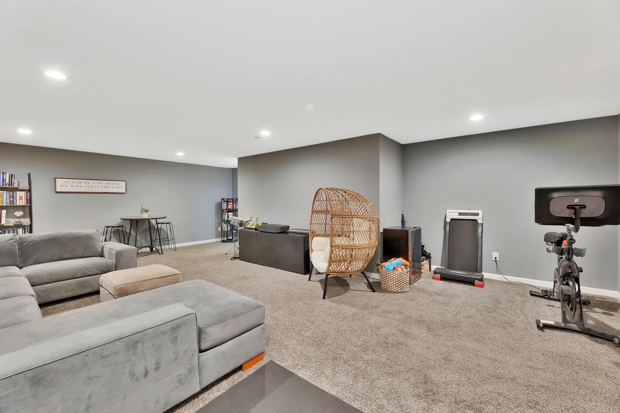 2025 E Clover Court Andover KS 67002