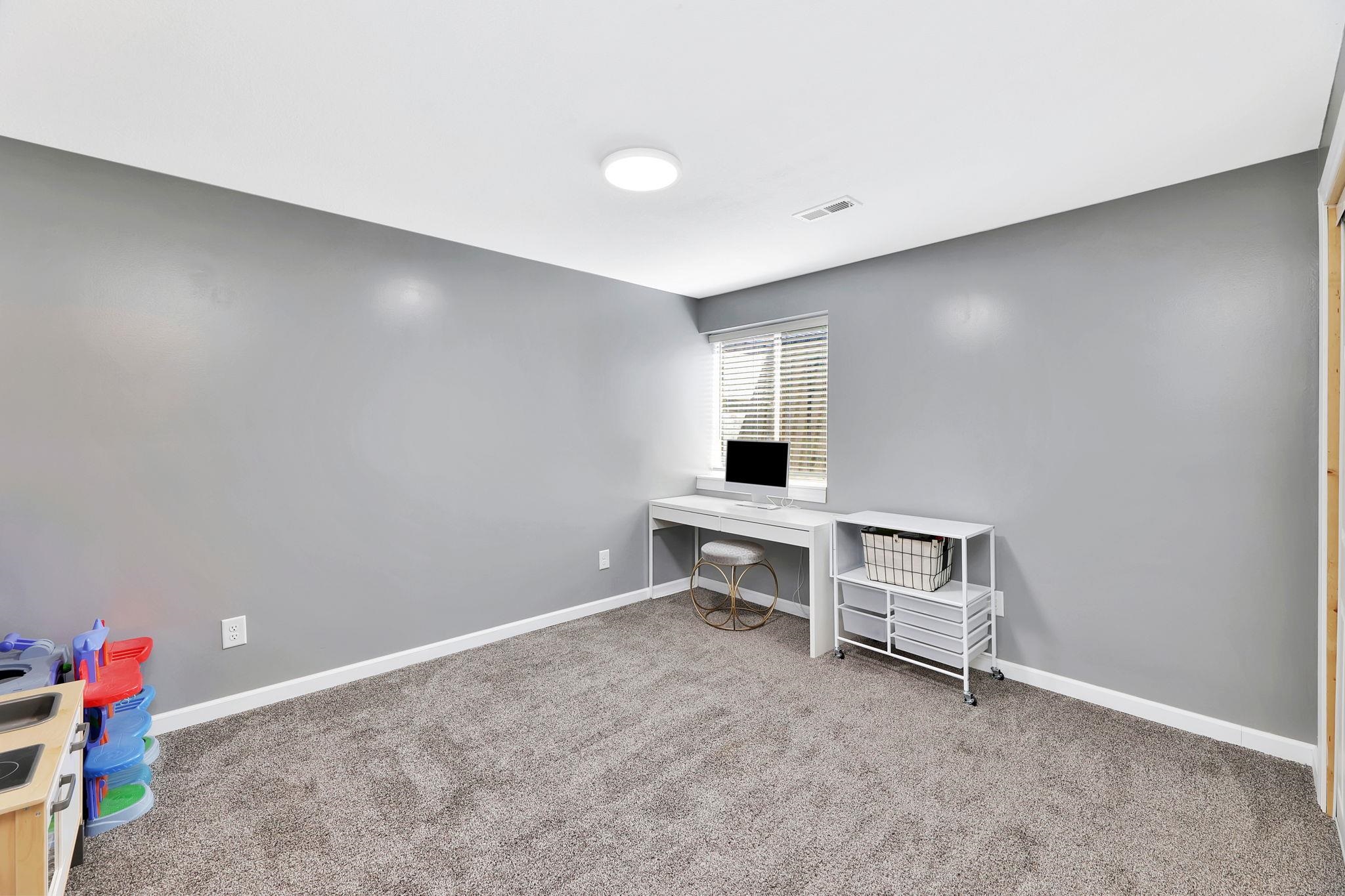 2025 E Clover Court Andover KS 67002