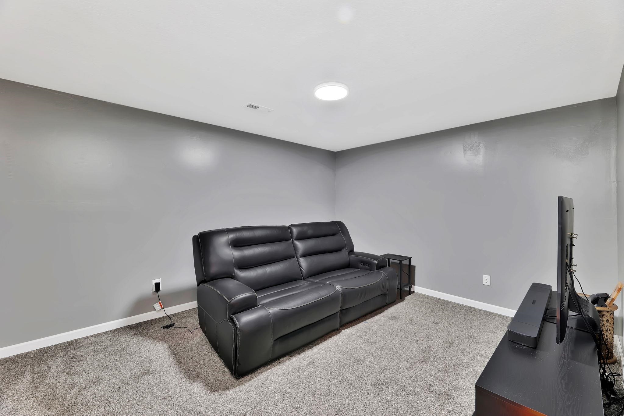 2025 E Clover Court Andover KS 67002