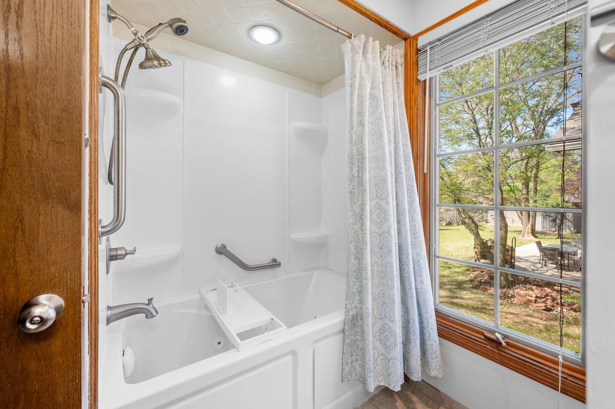 1407 E Hickory Branch Derby KS 67037