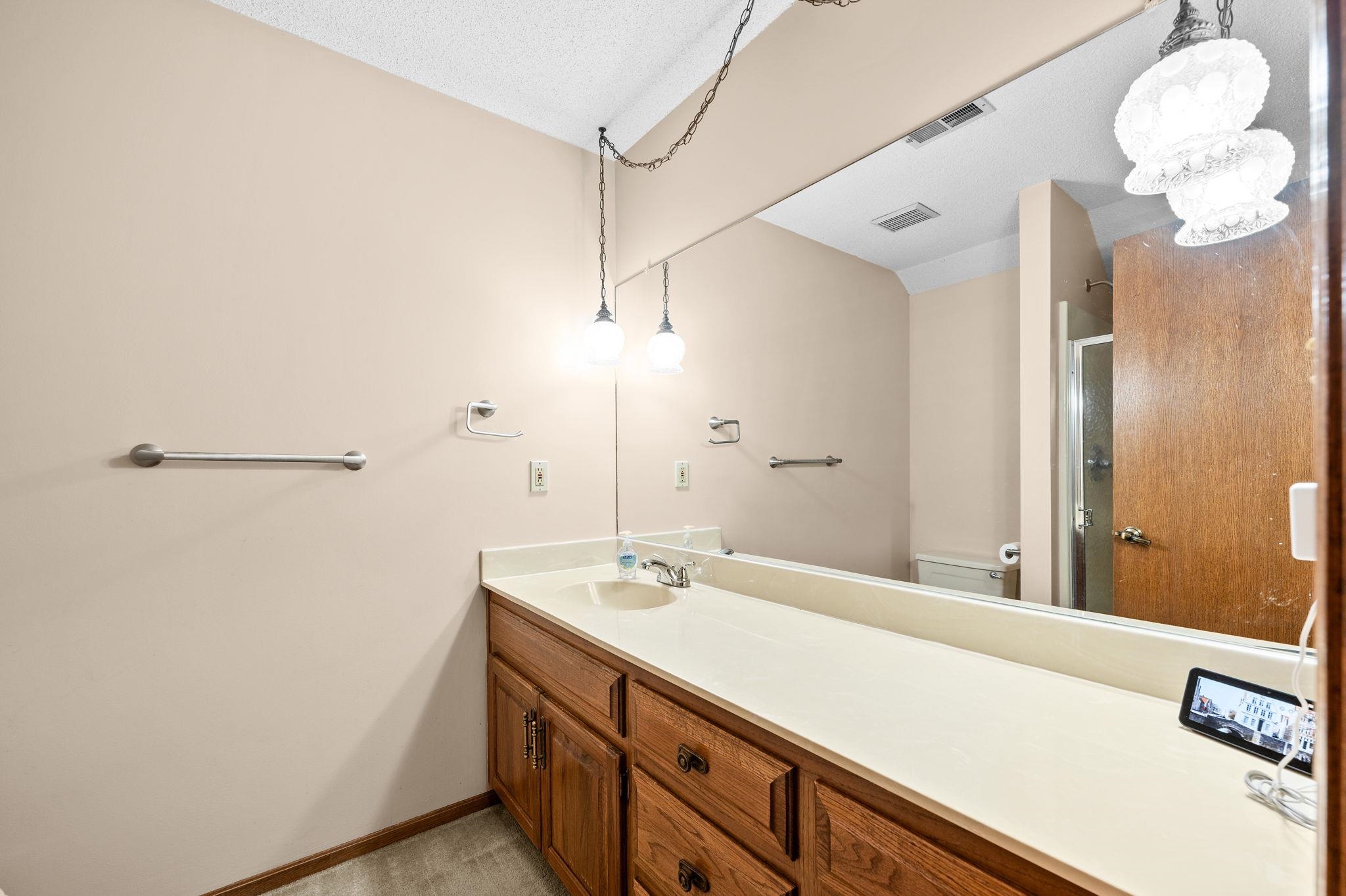 1407 E Hickory Branch Derby KS 67037