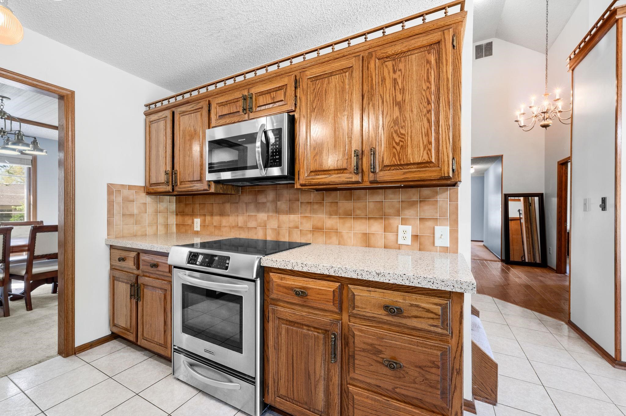 1407 E Hickory Branch Derby KS 67037