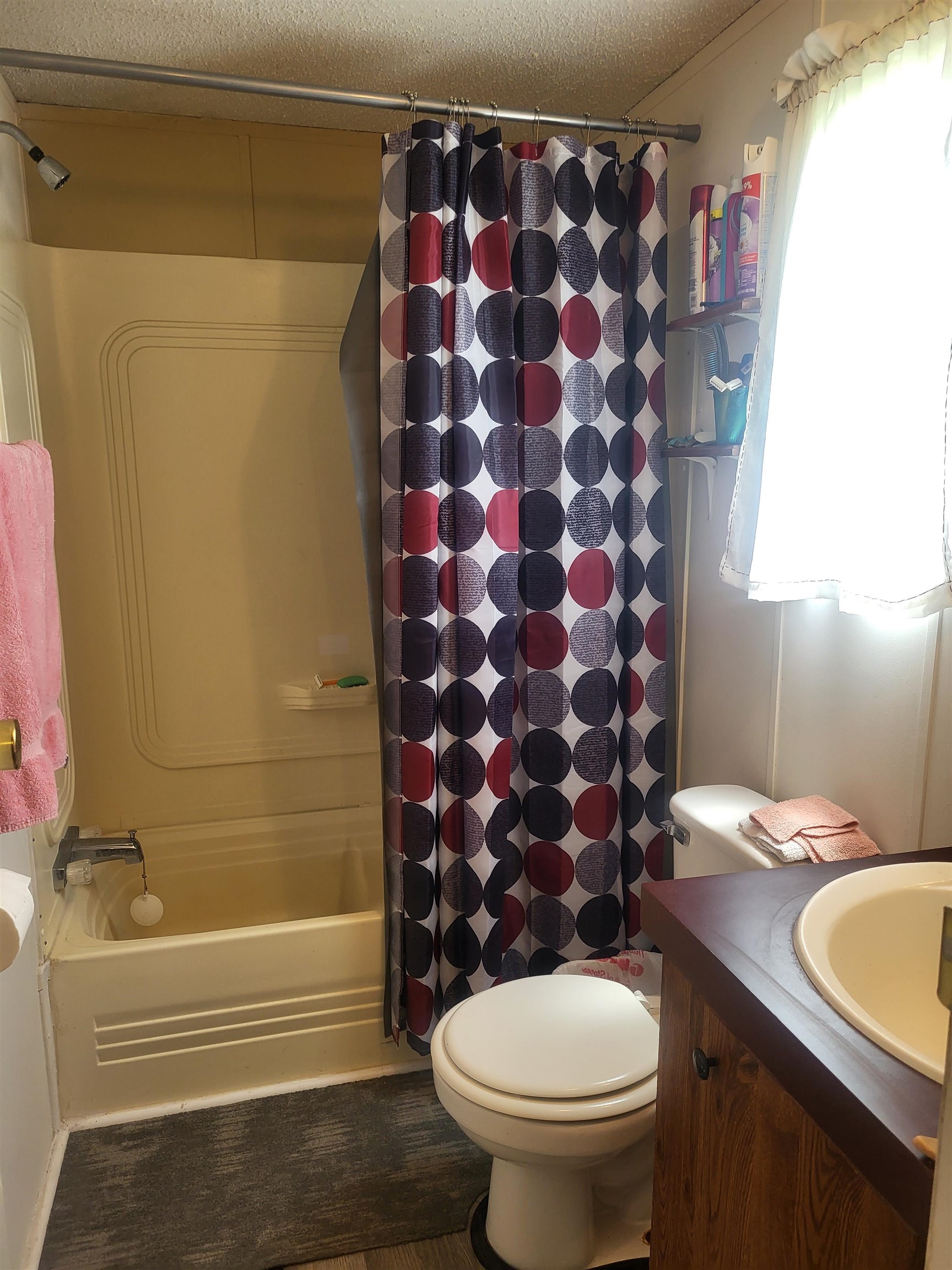 220 W 7th Street Eureka KS 67045