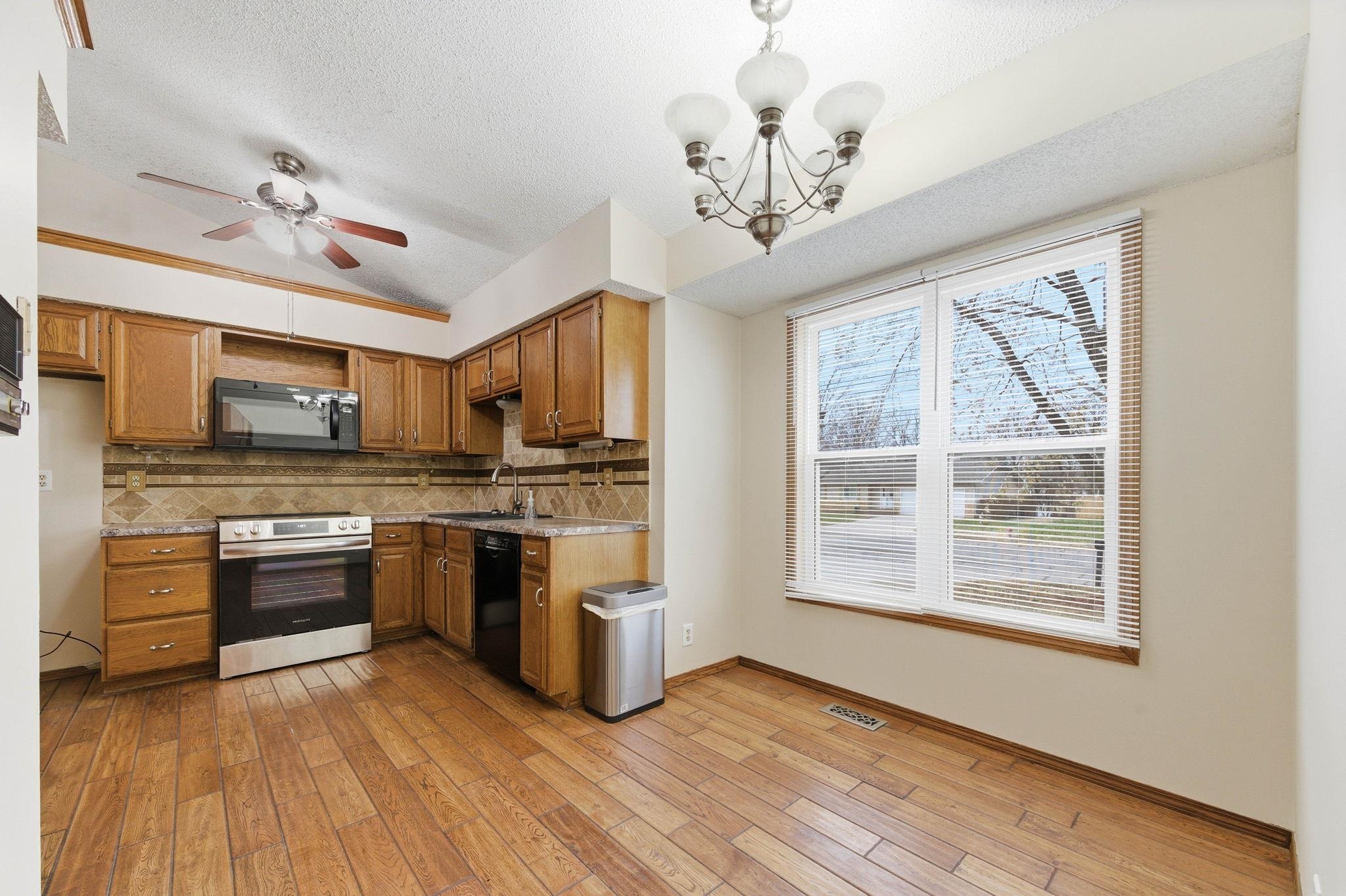 1644 N Parkdale Street Wichita KS 67212
