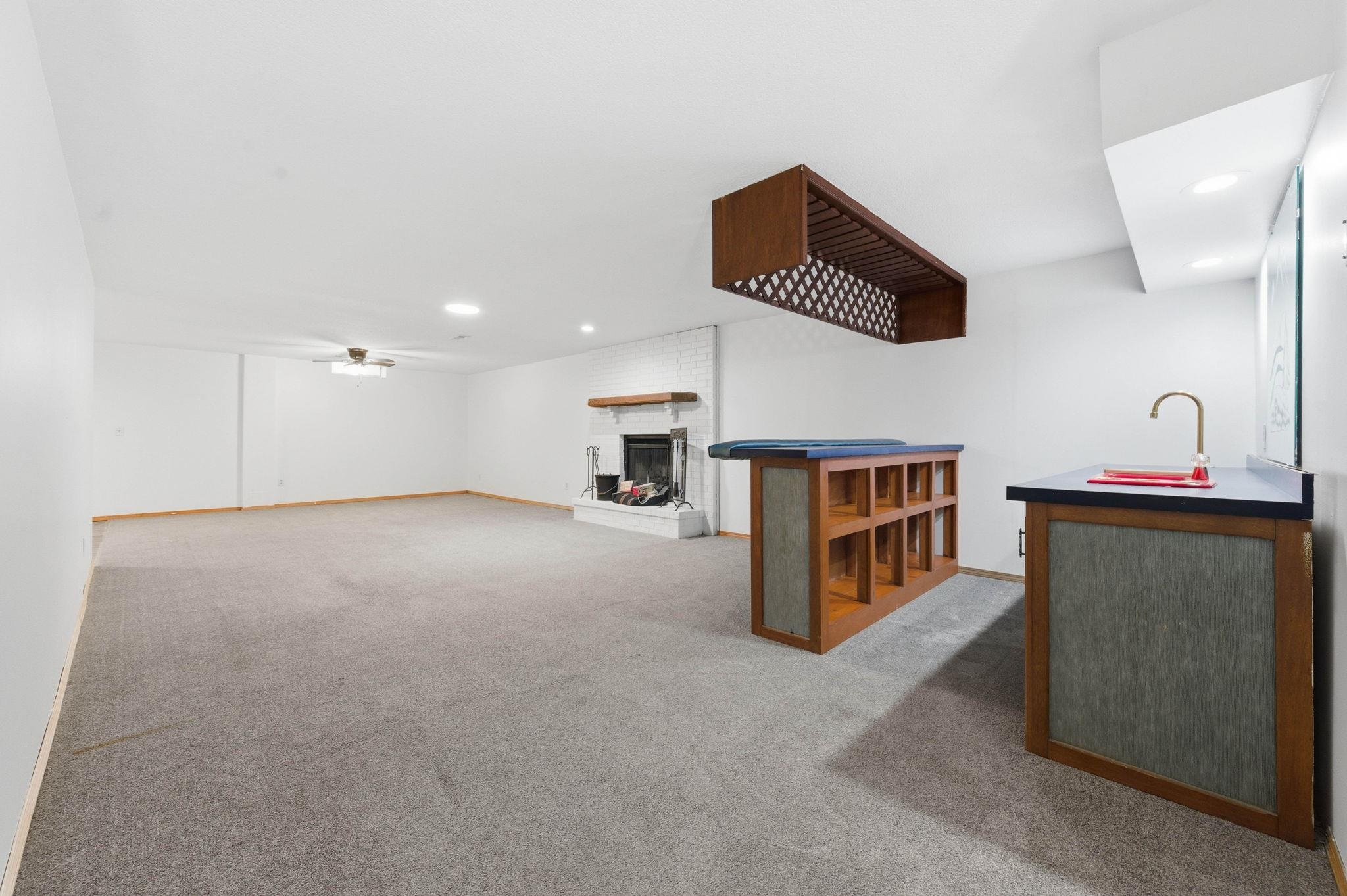 1644 N Parkdale Street Wichita KS 67212
