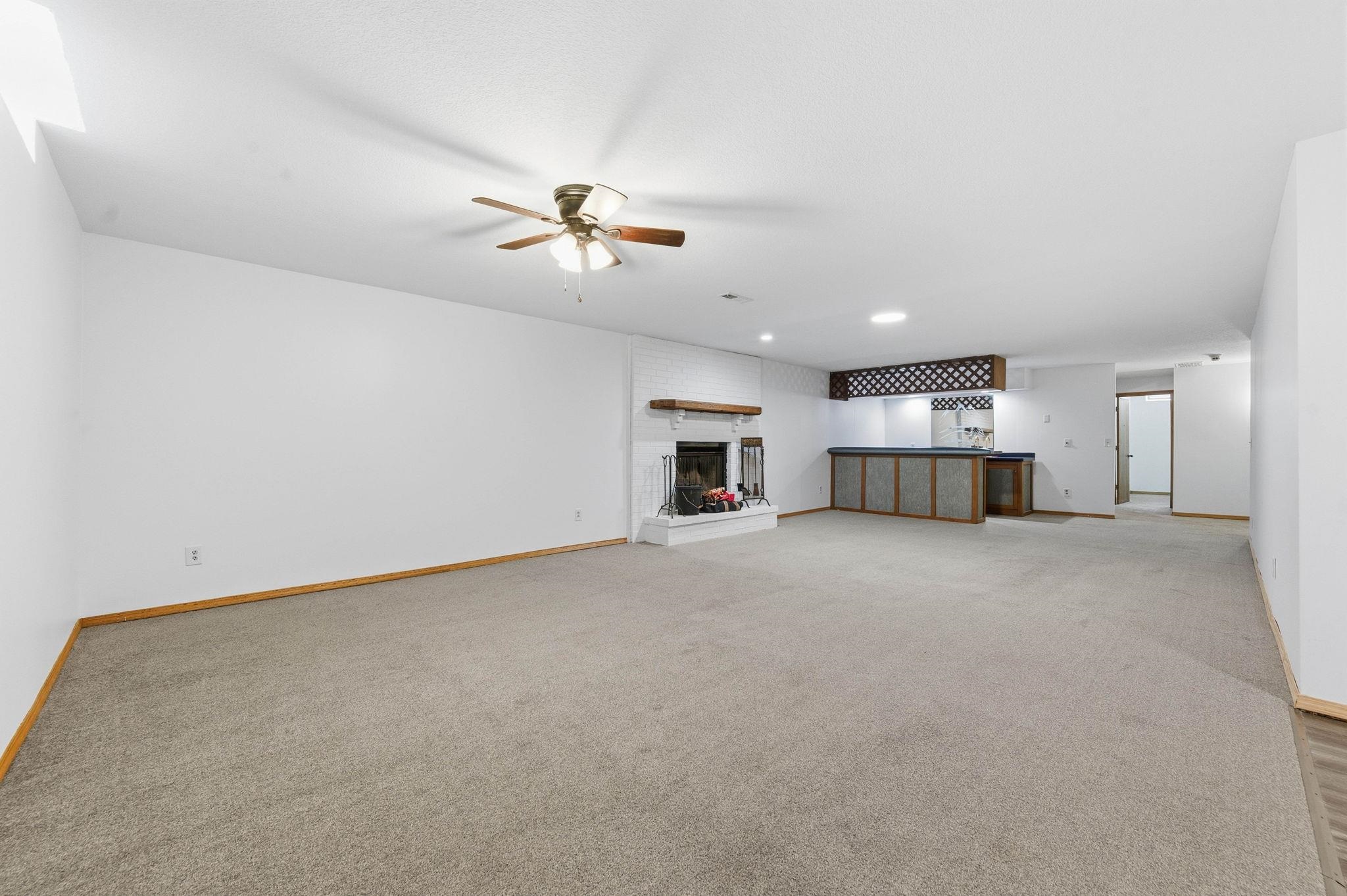 1644 N Parkdale Street Wichita KS 67212